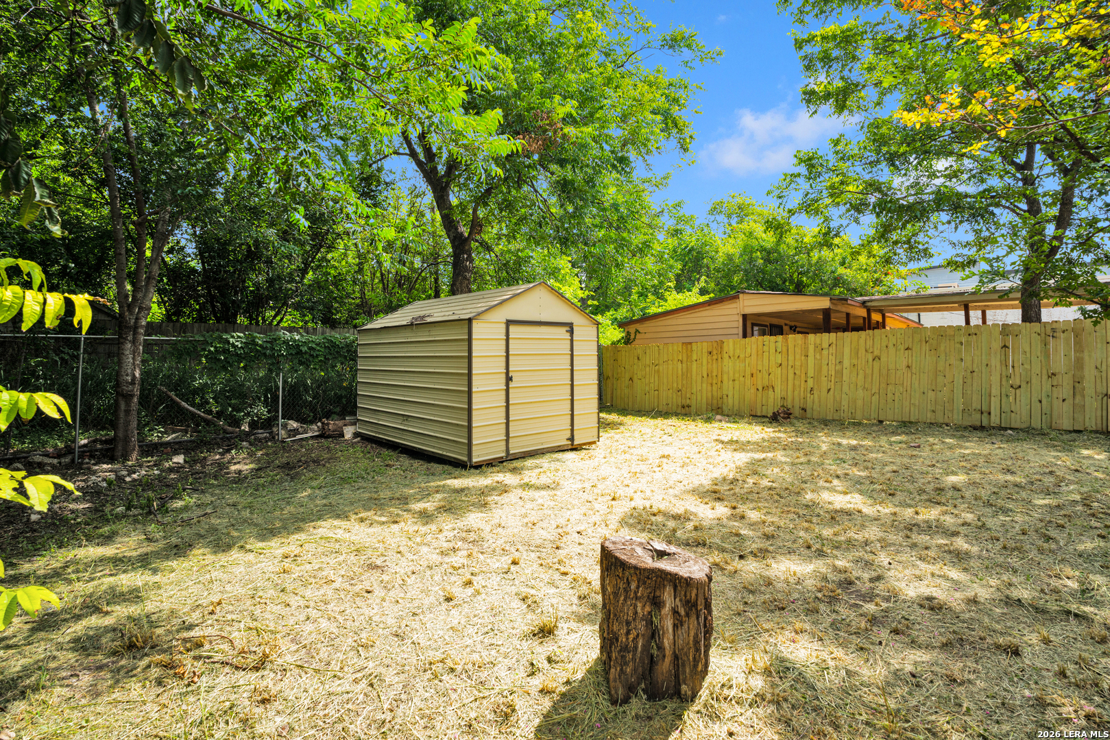main property photo 19
