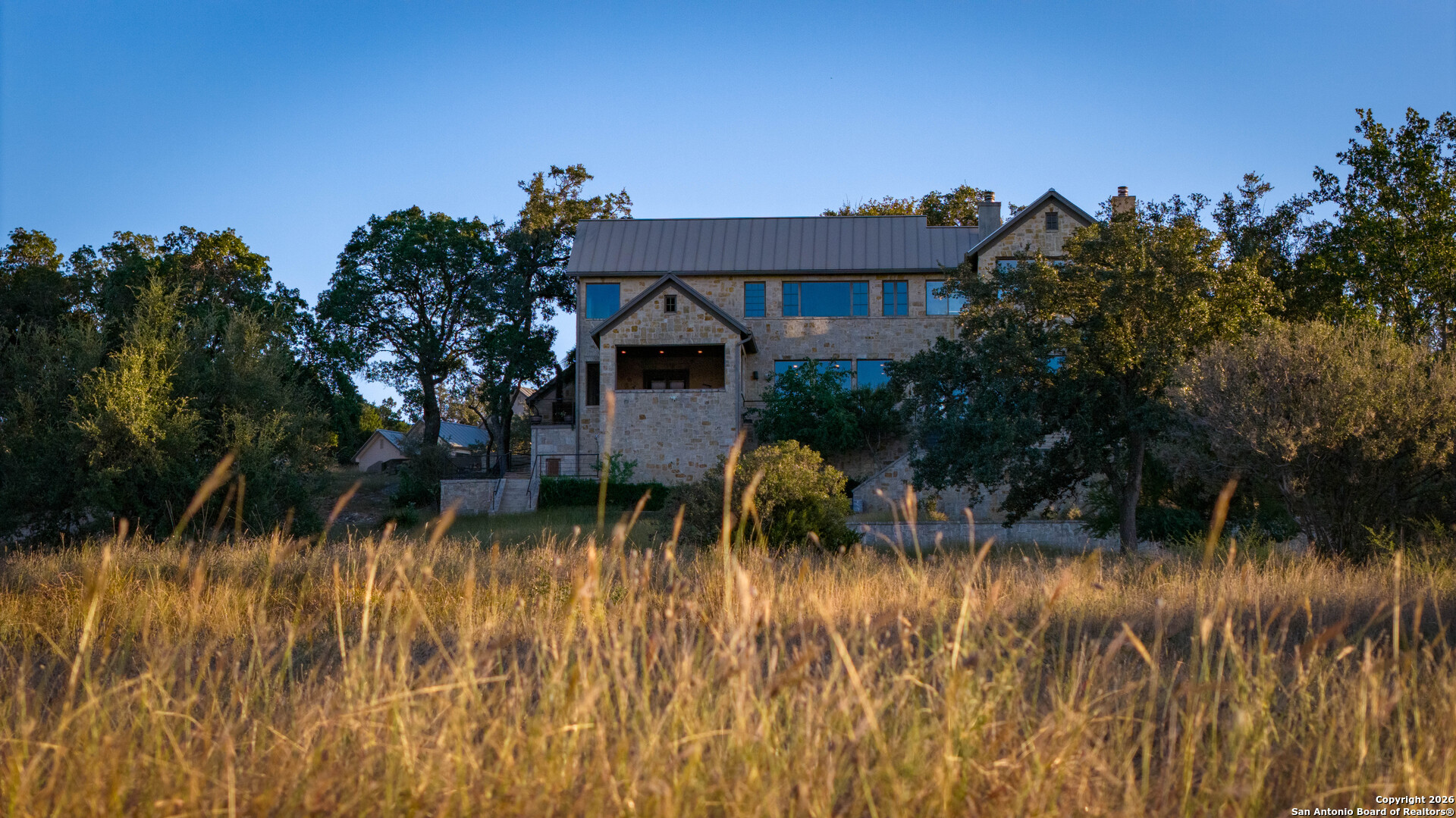 main property photo 38