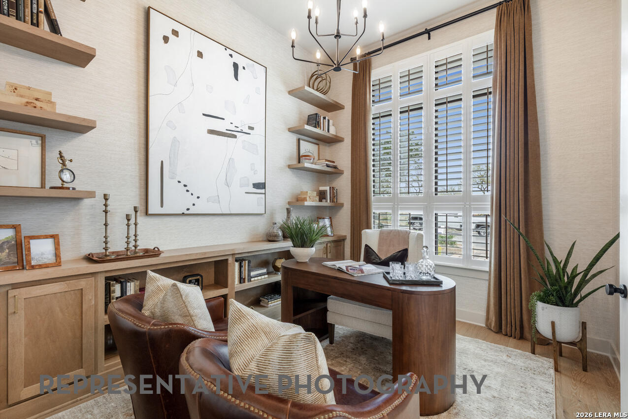 main property photo 11