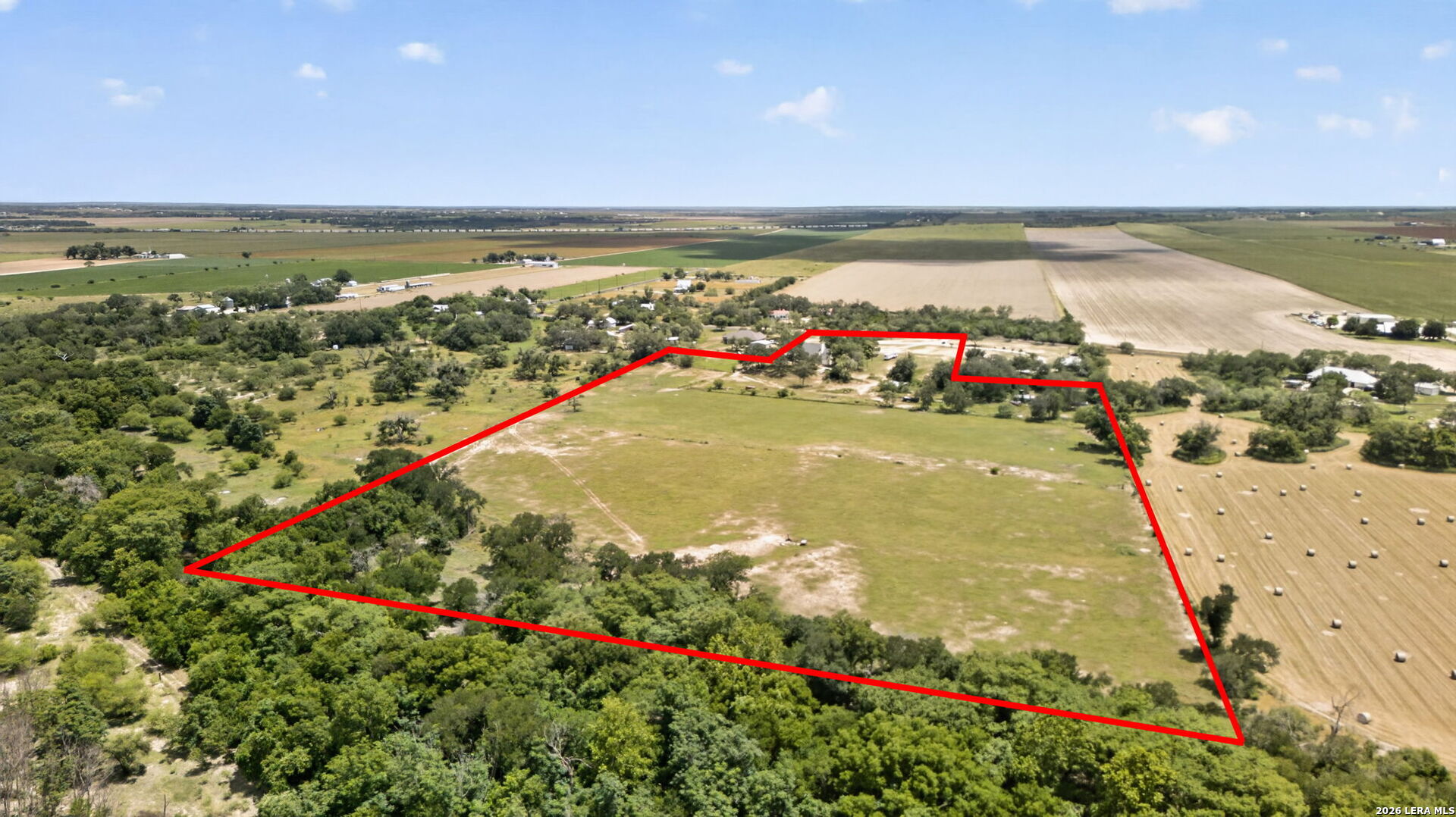 main property photo 31