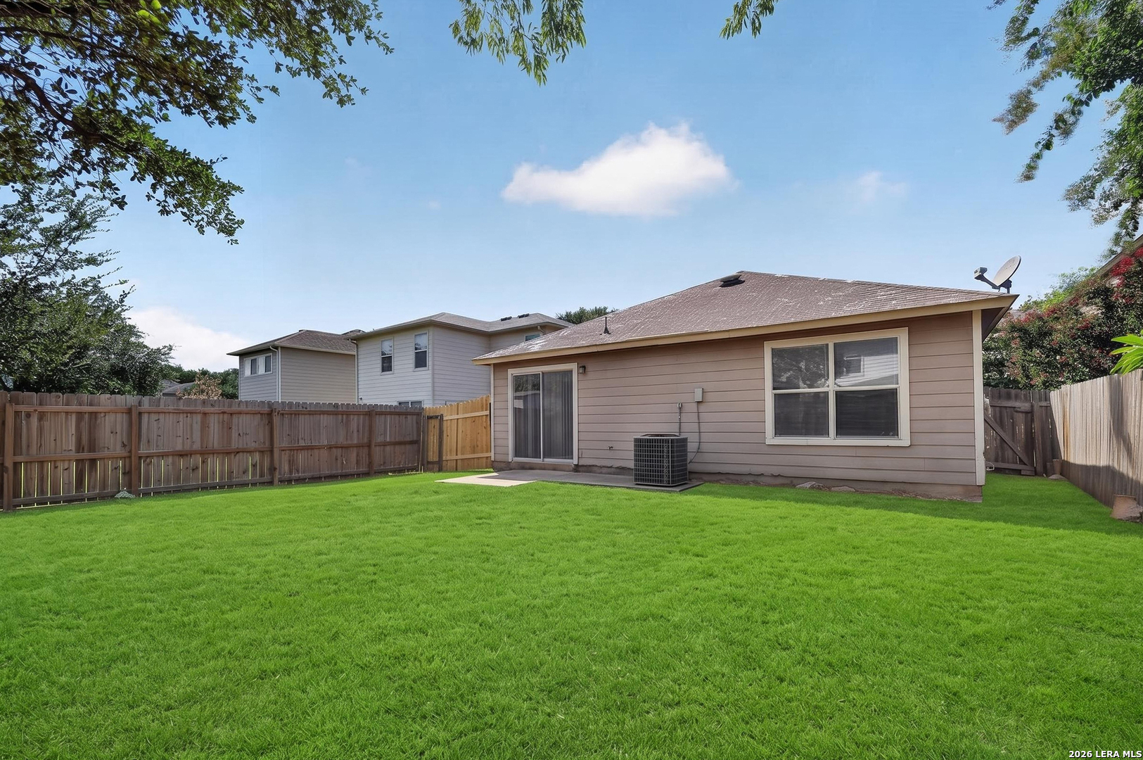 main property photo 20