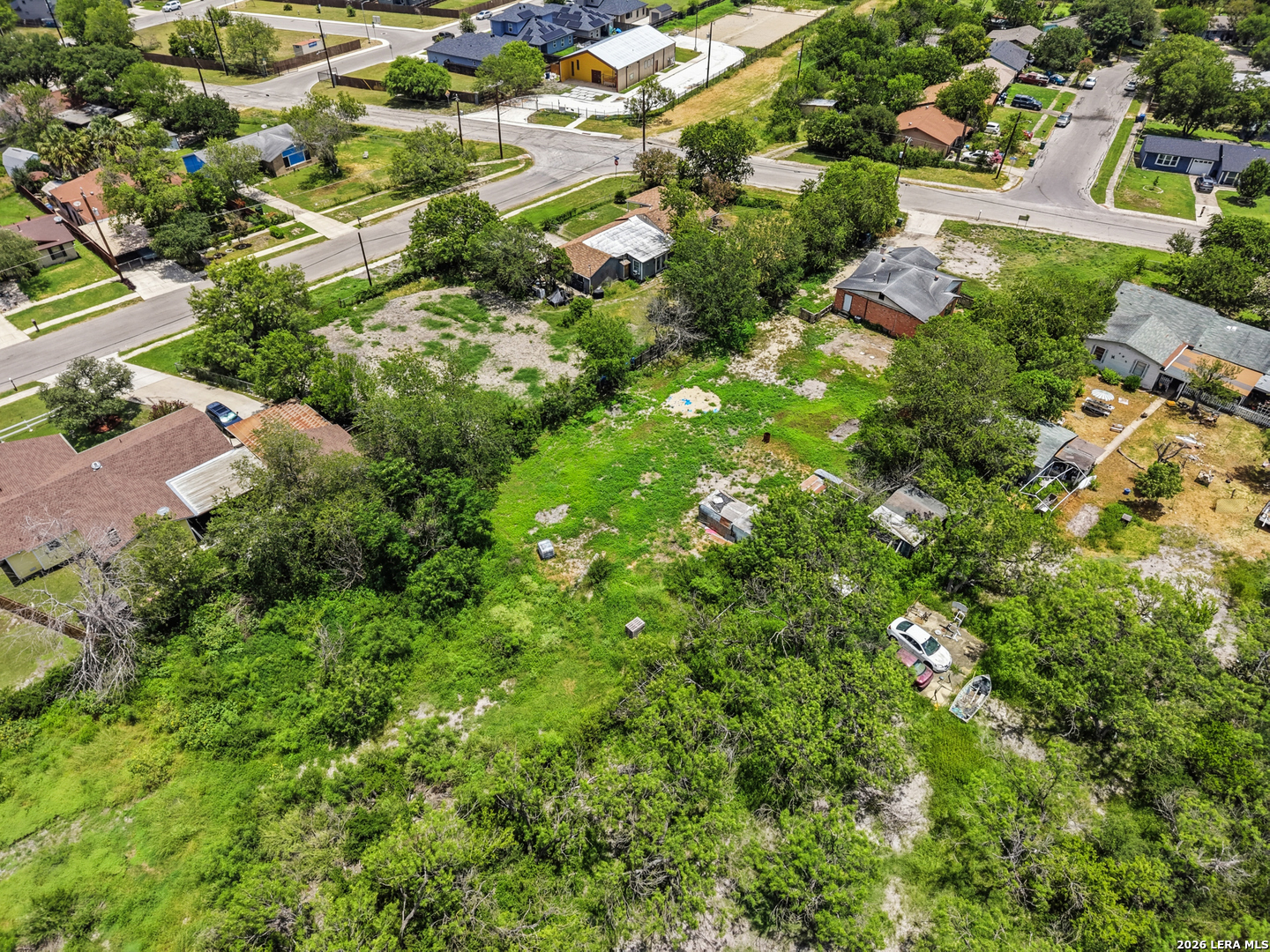 main property photo 30