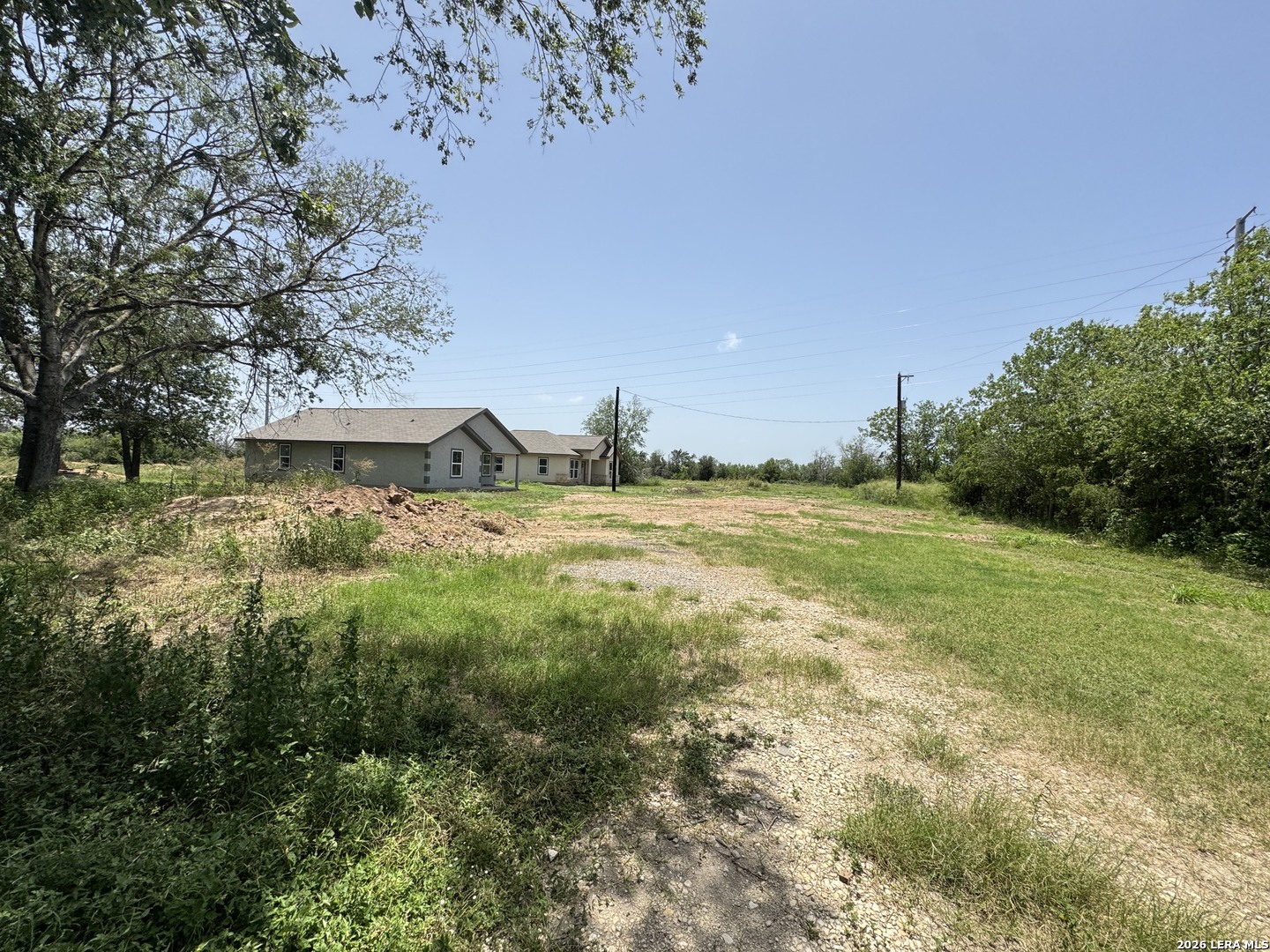 main property photo 37