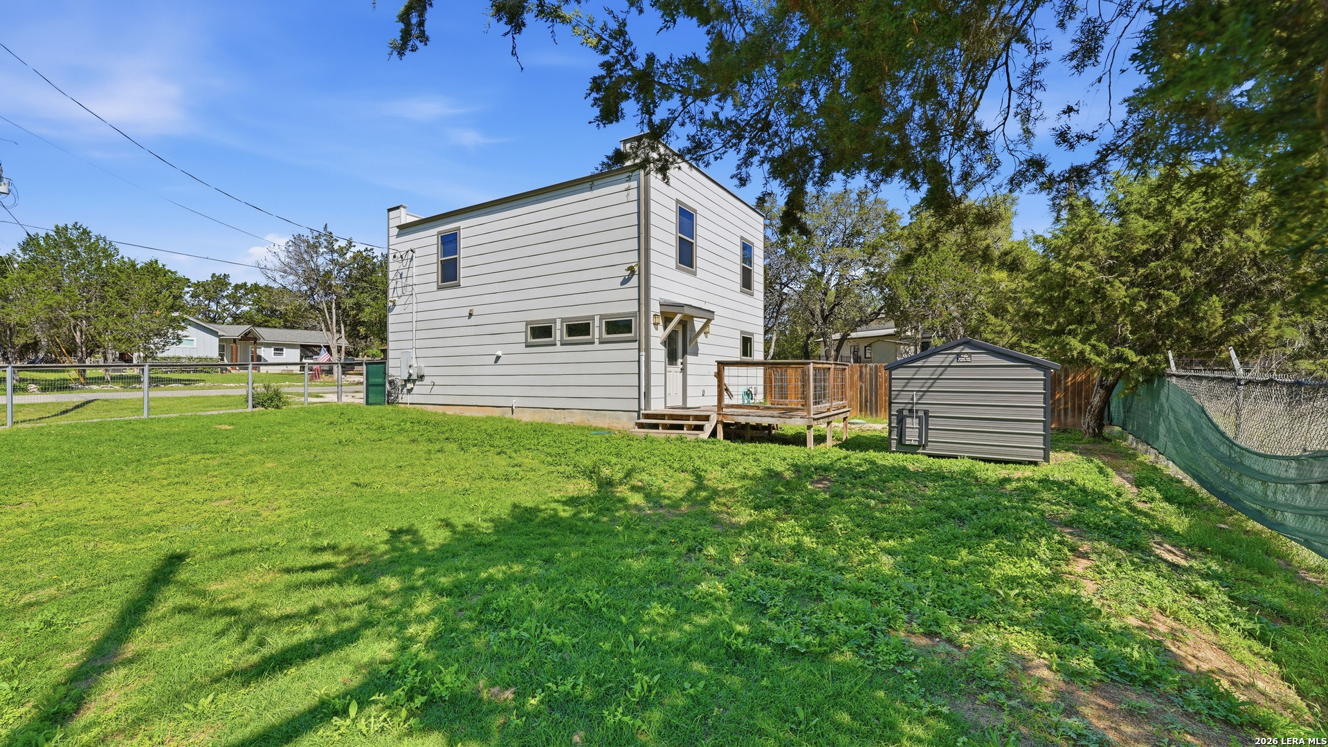 main property photo 27