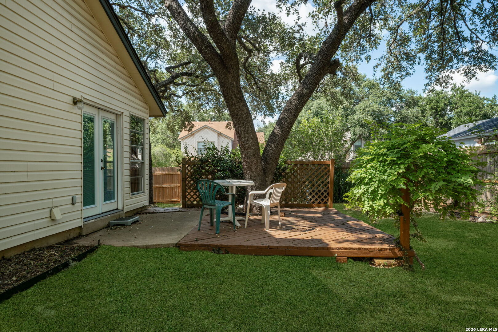 main property photo 16