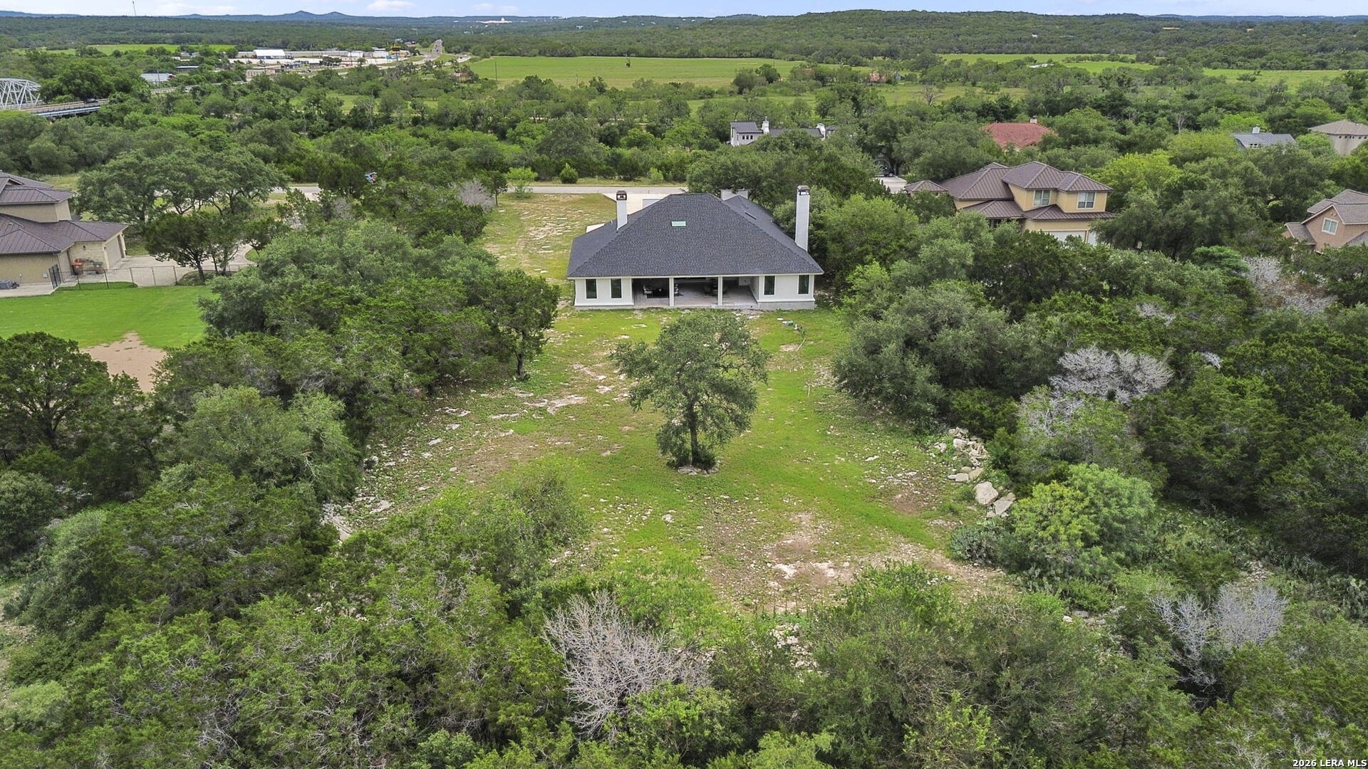 main property photo 24