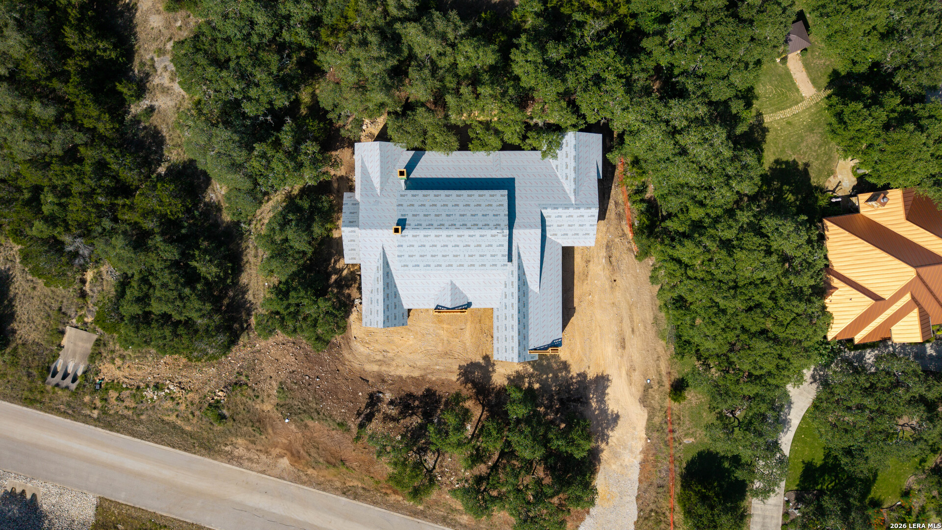main property photo 38