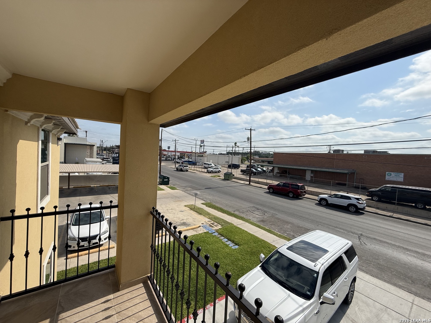main property photo 14