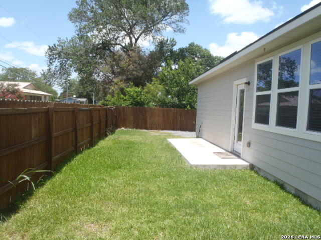 main property photo 4