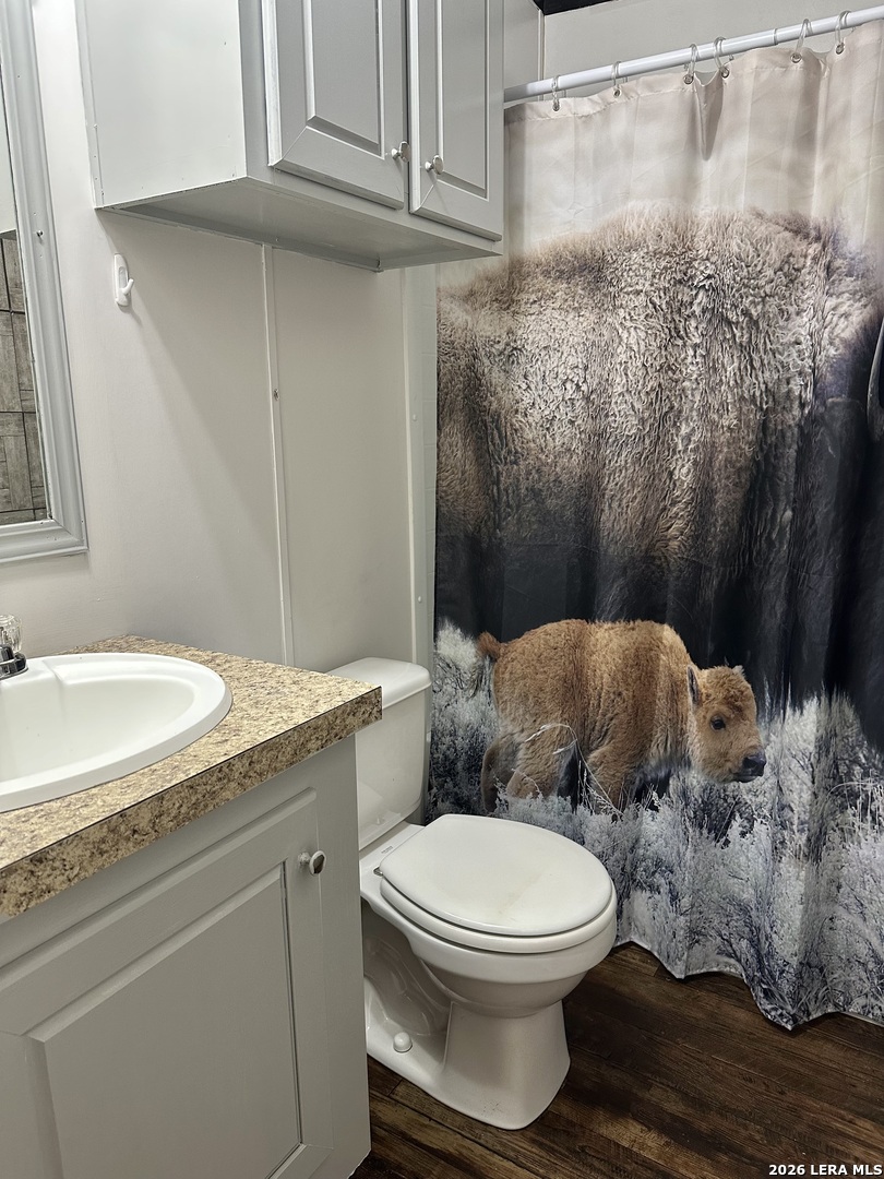 main property photo 10