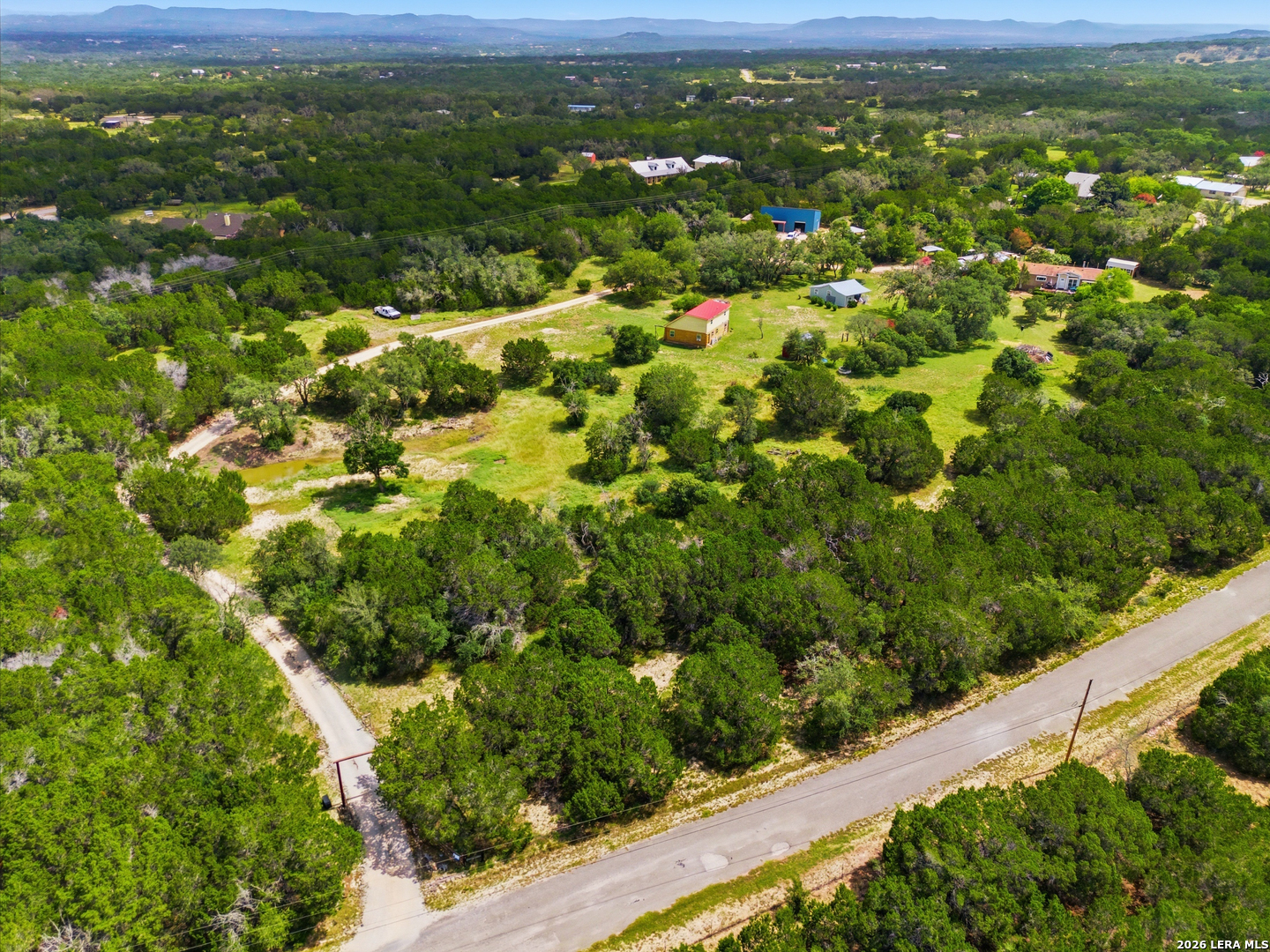 main property photo 30