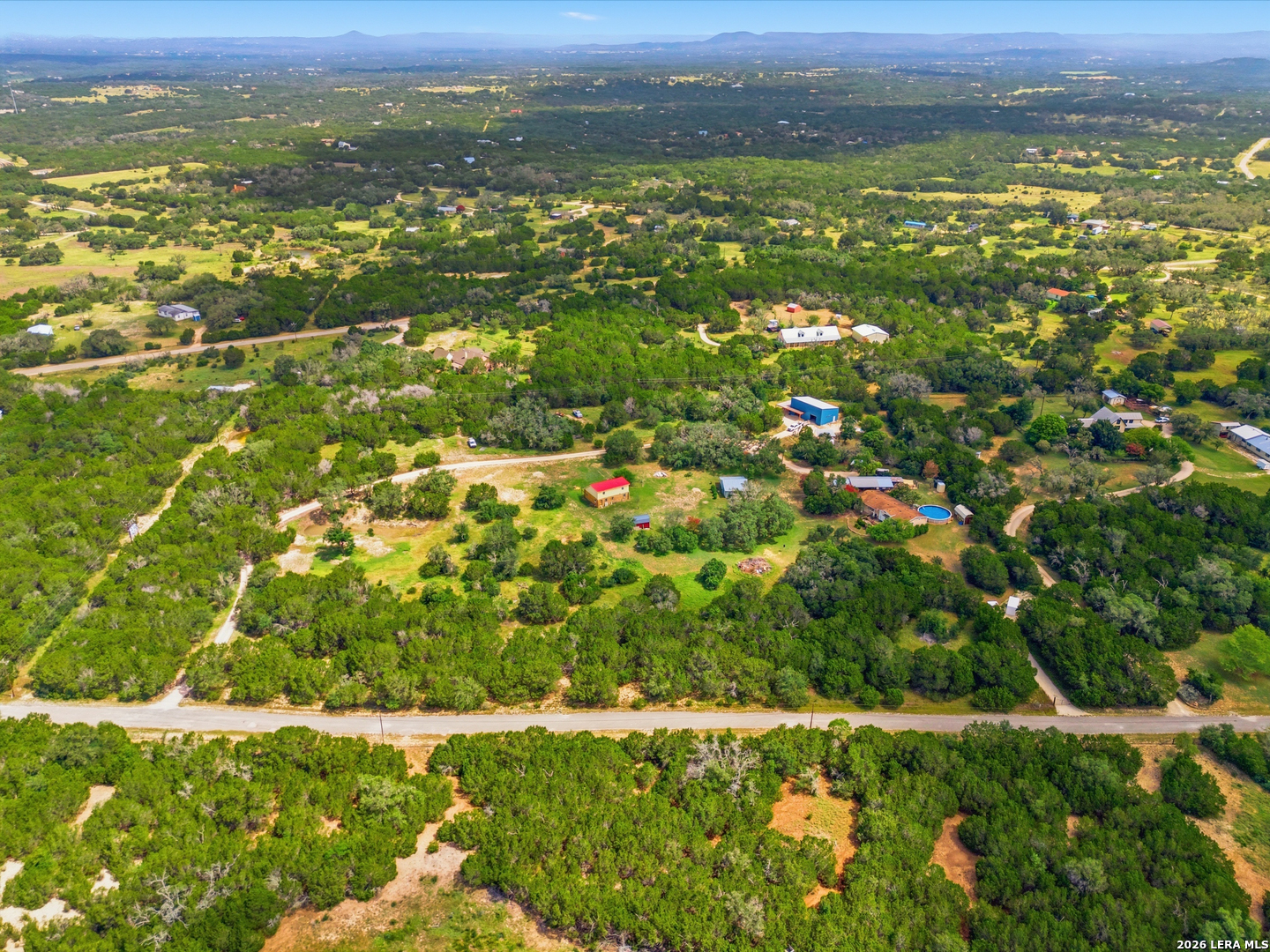 main property photo 33