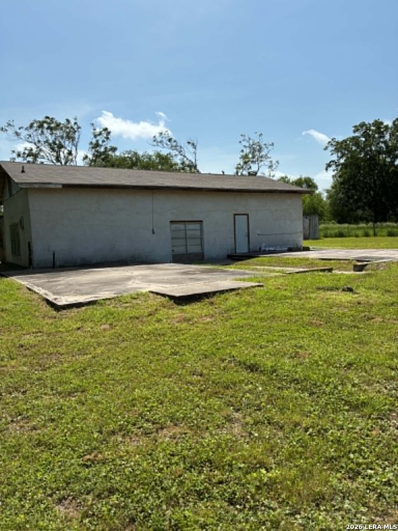 main property photo 9