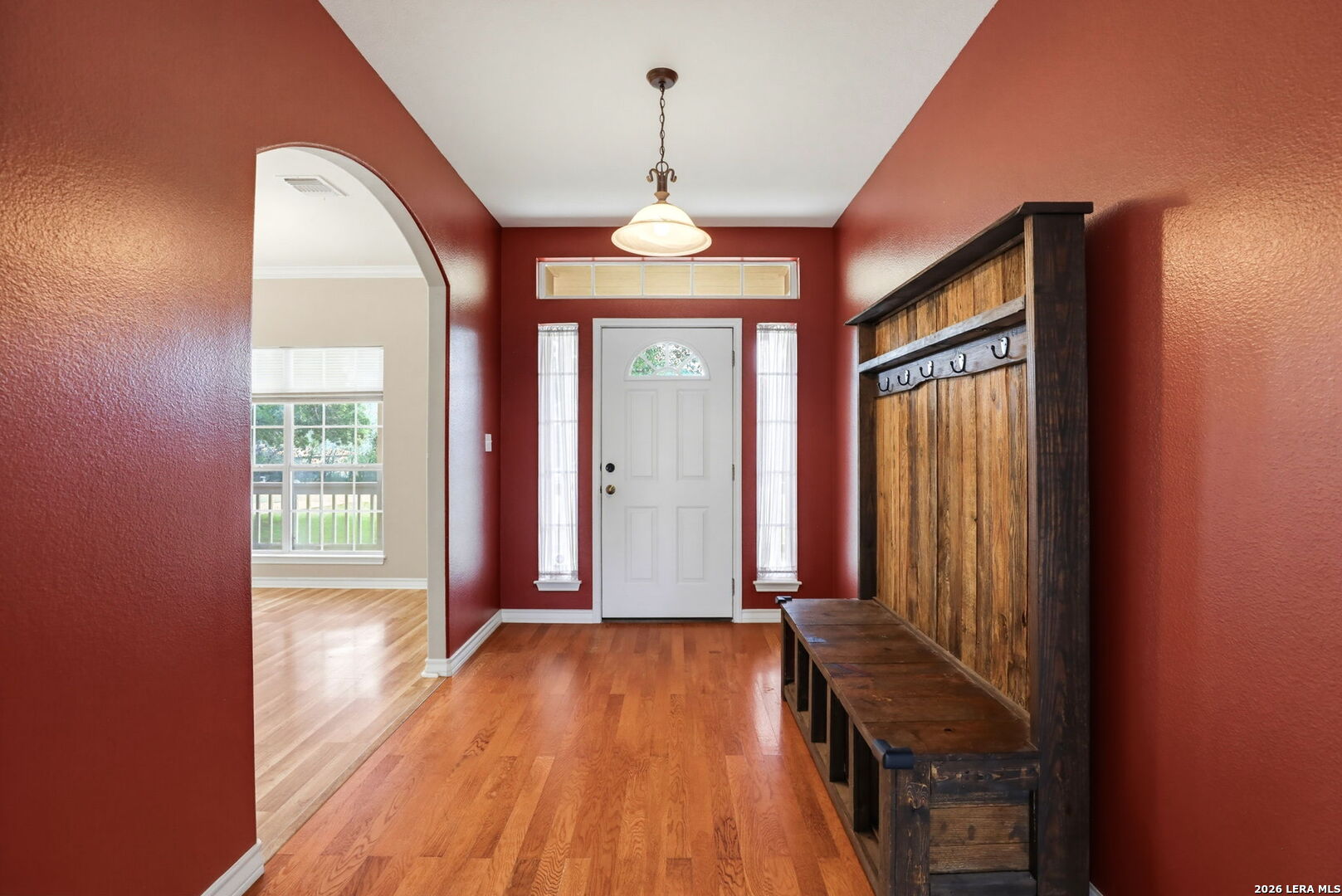 main property photo 7