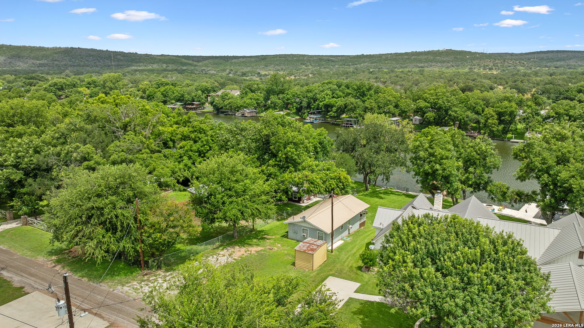 main property photo 36