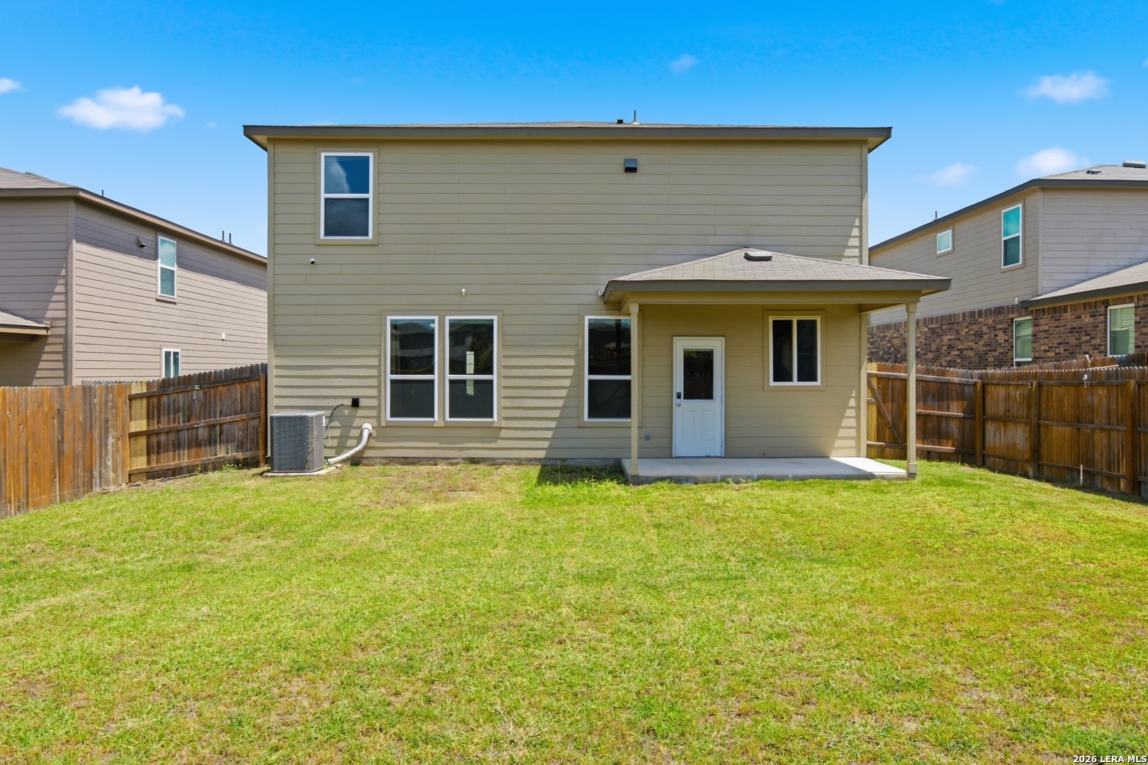 main property photo 29