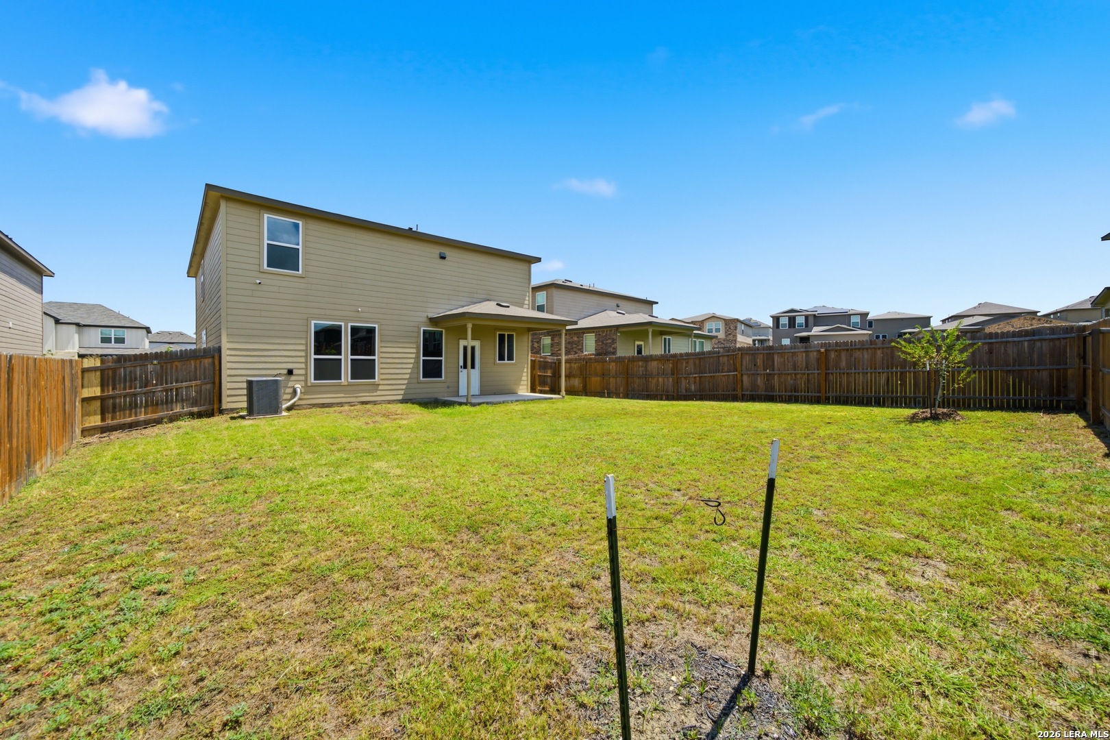 main property photo 30