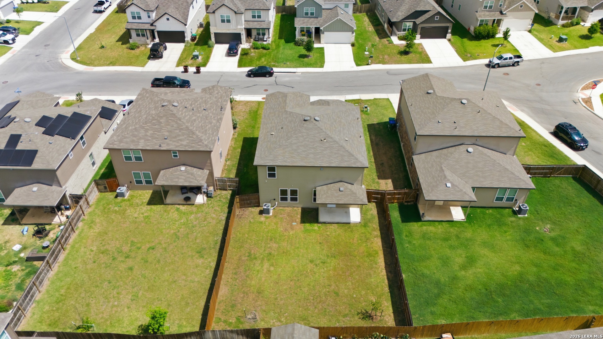 main property photo 37