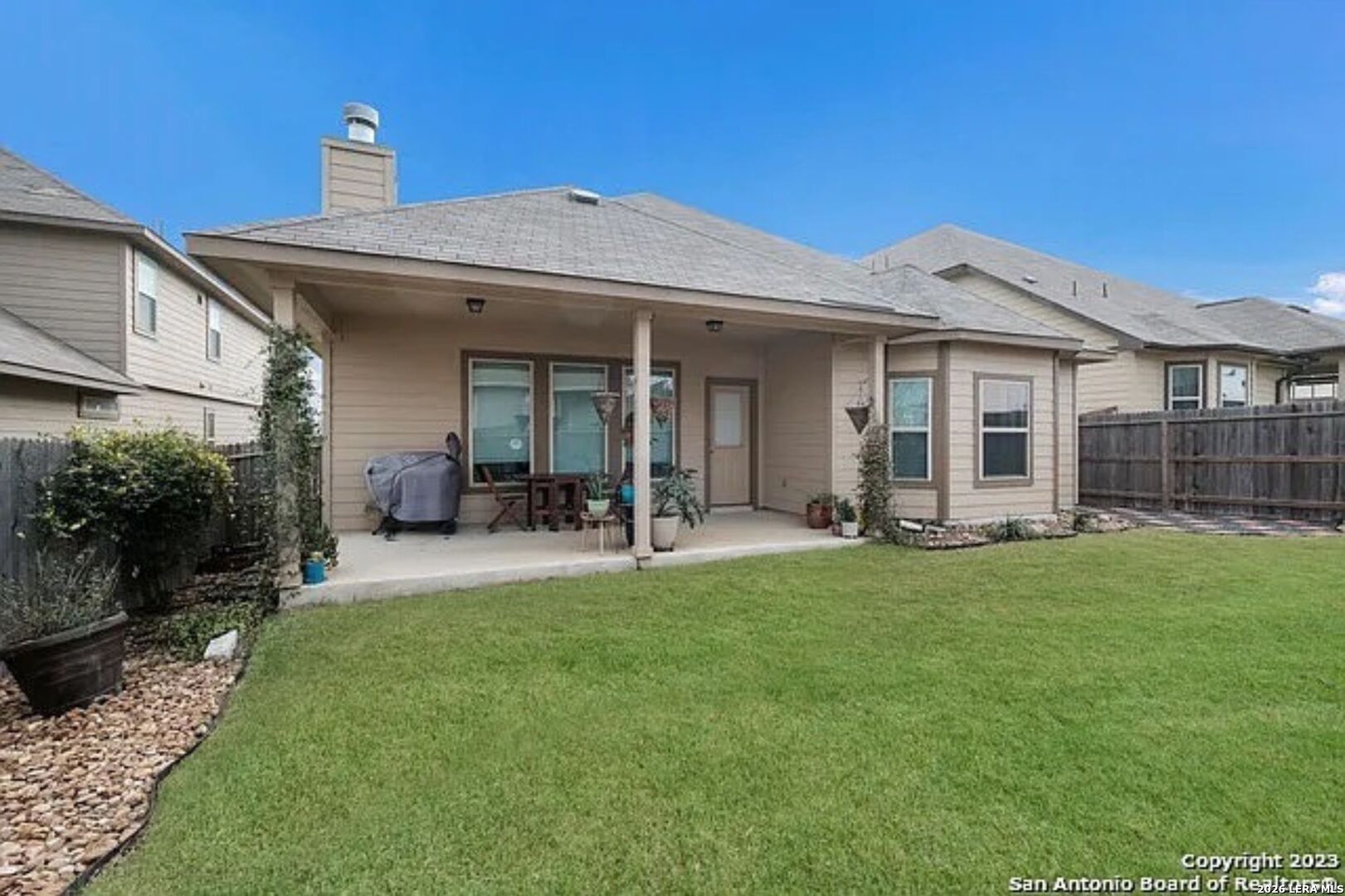 main property photo 20
