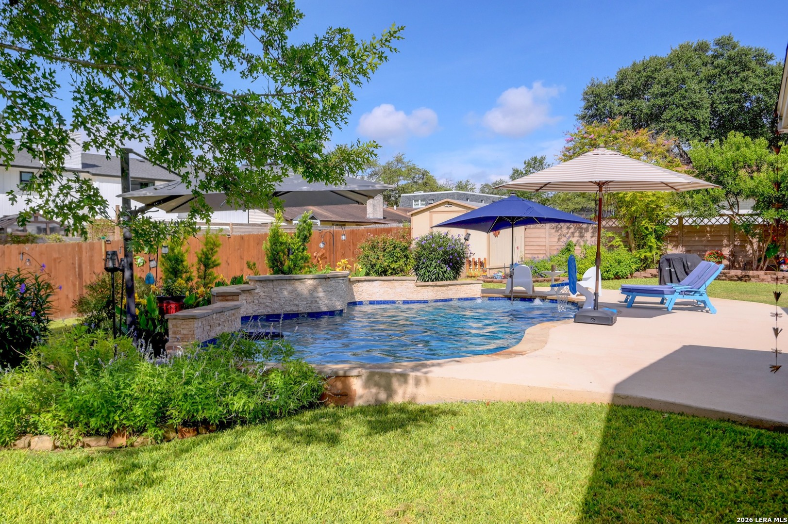 main property photo 41