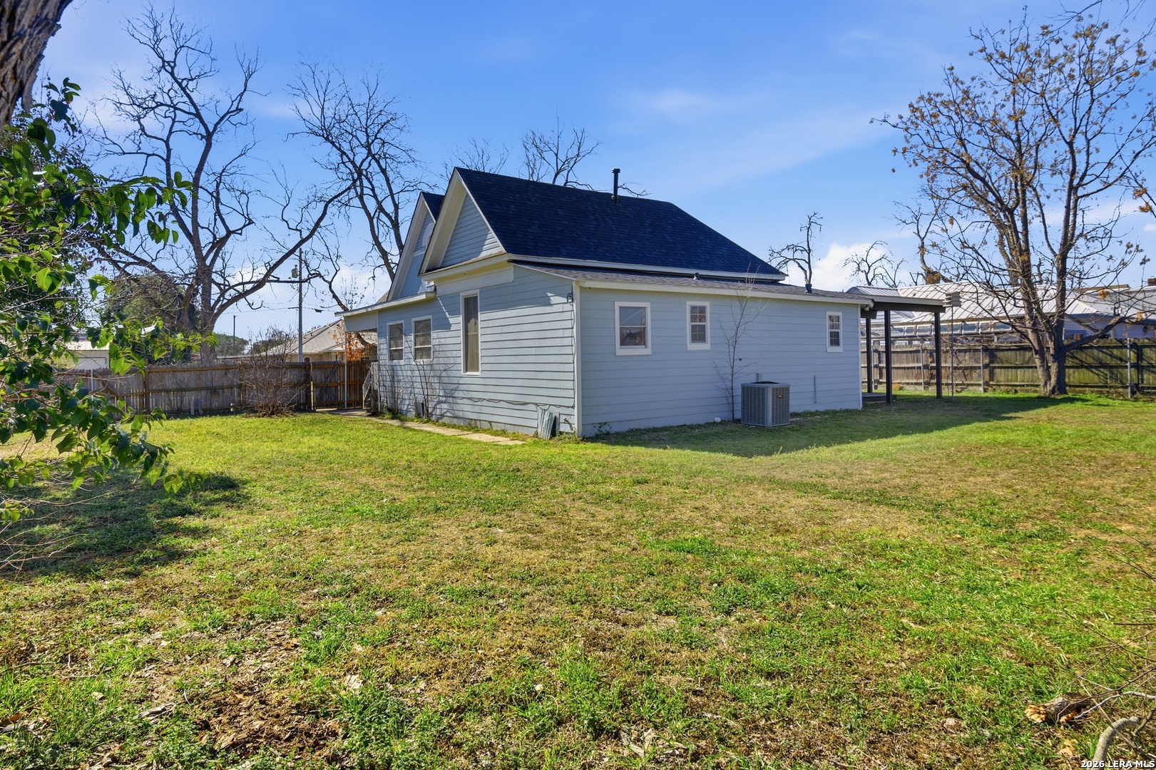 main property photo 34