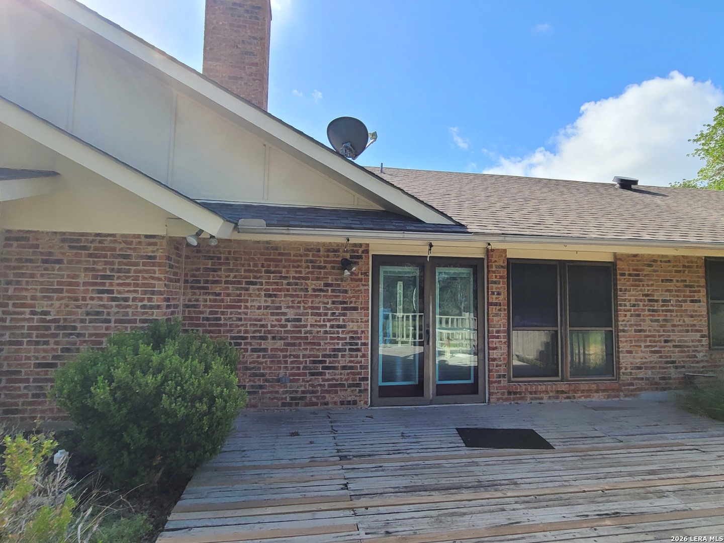main property photo 39