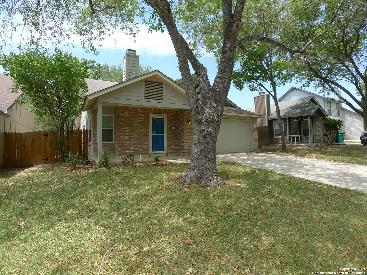 main property photo 4
