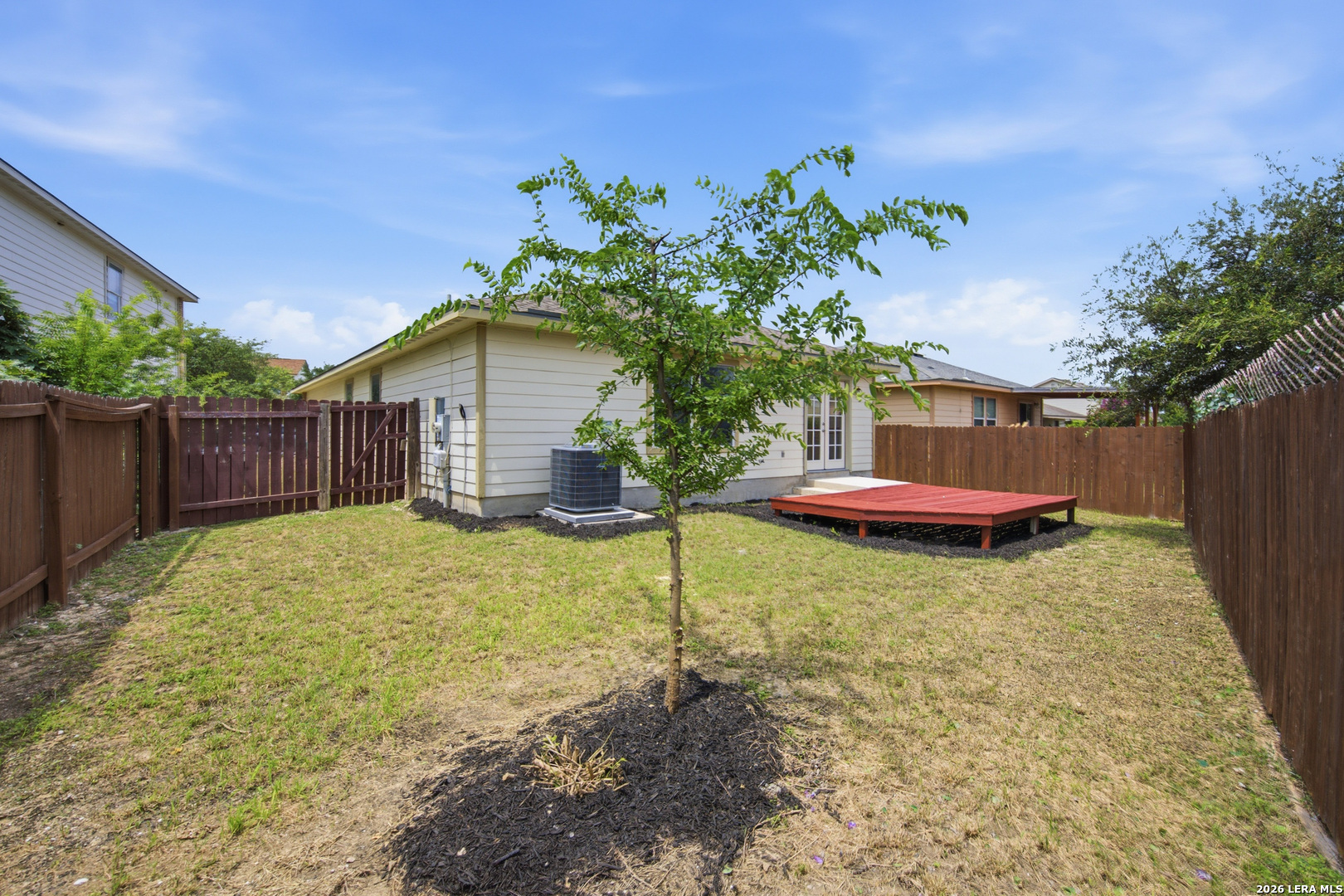 main property photo 16