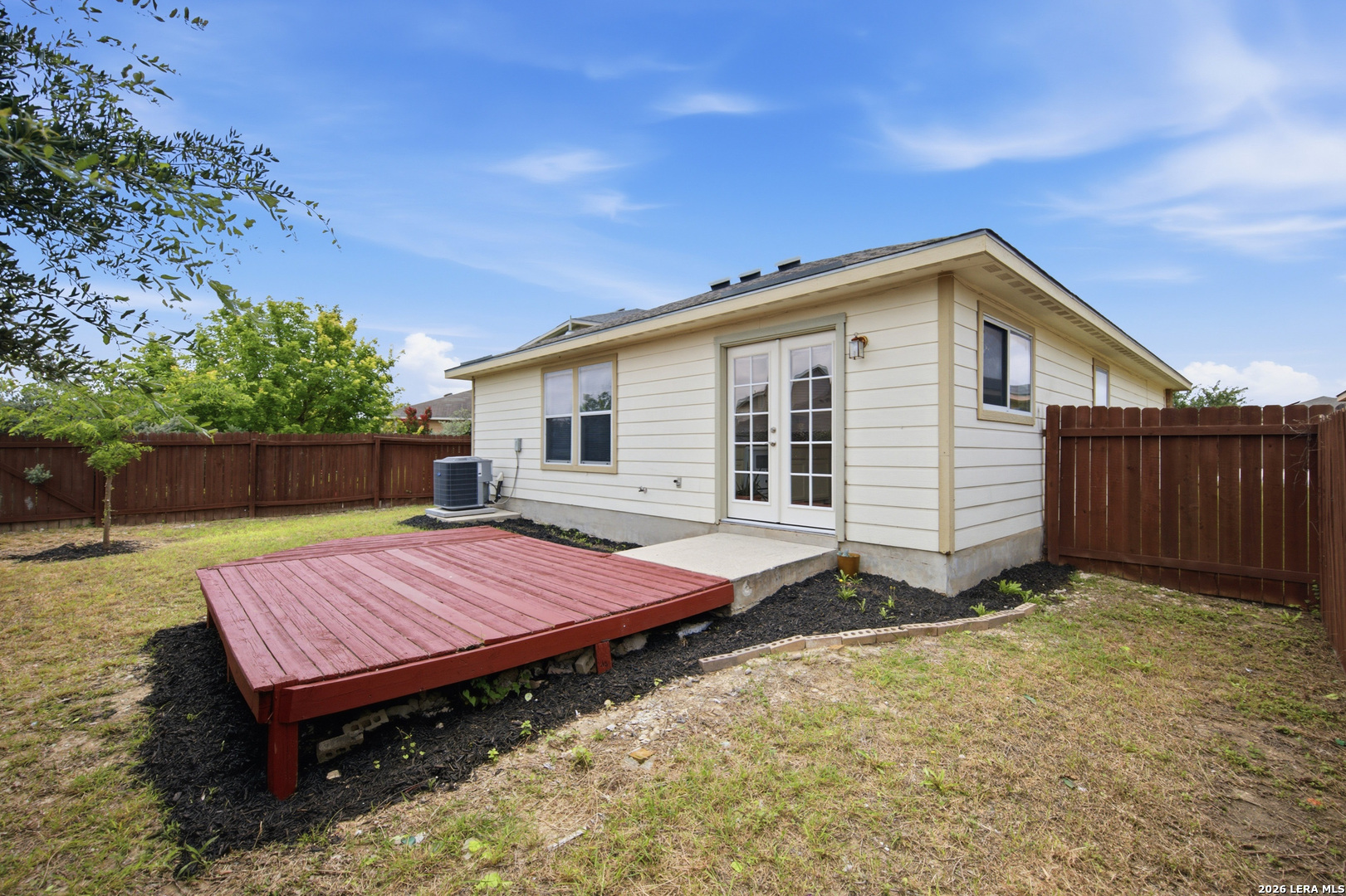 main property photo 17