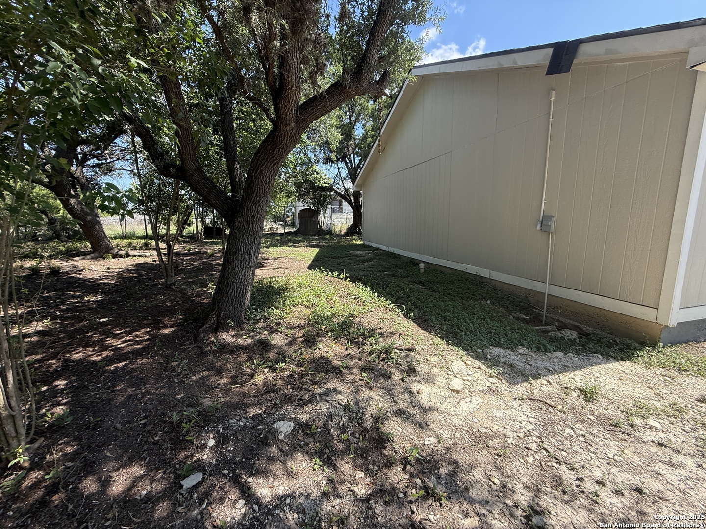 main property photo 29