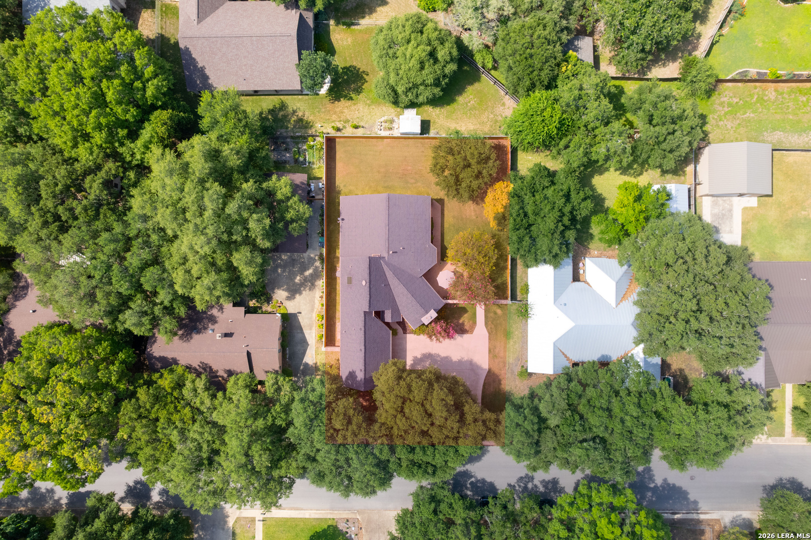 main property photo 34
