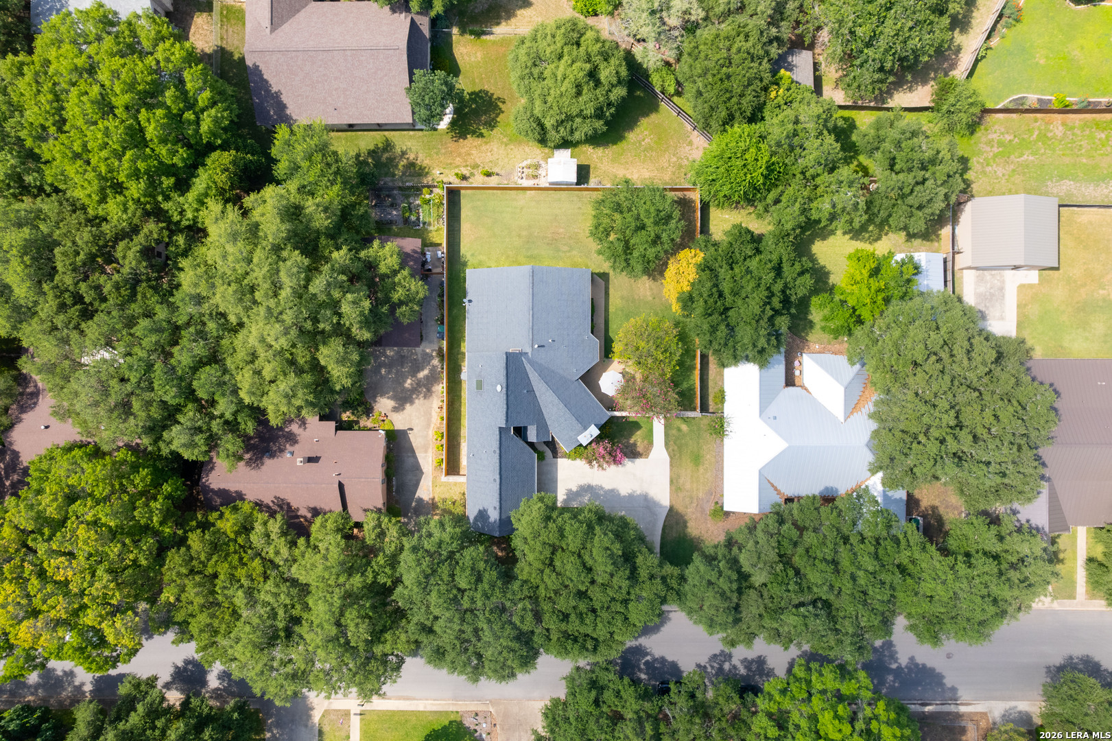 main property photo 35