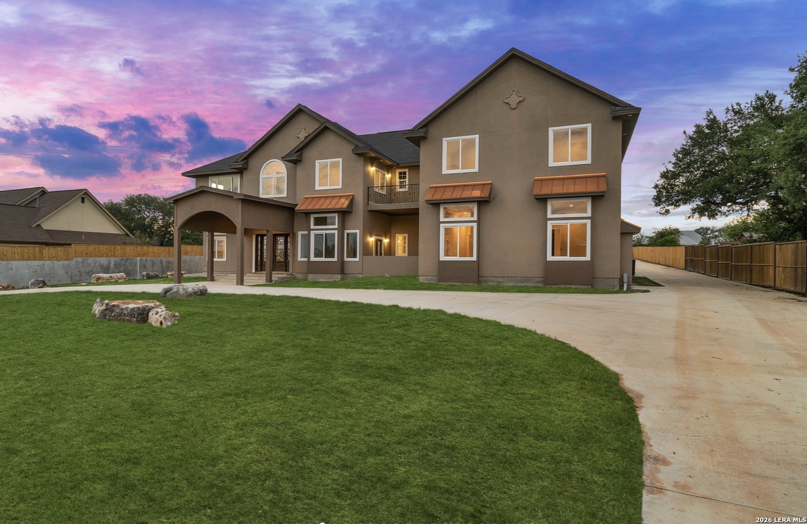 main property photo 2