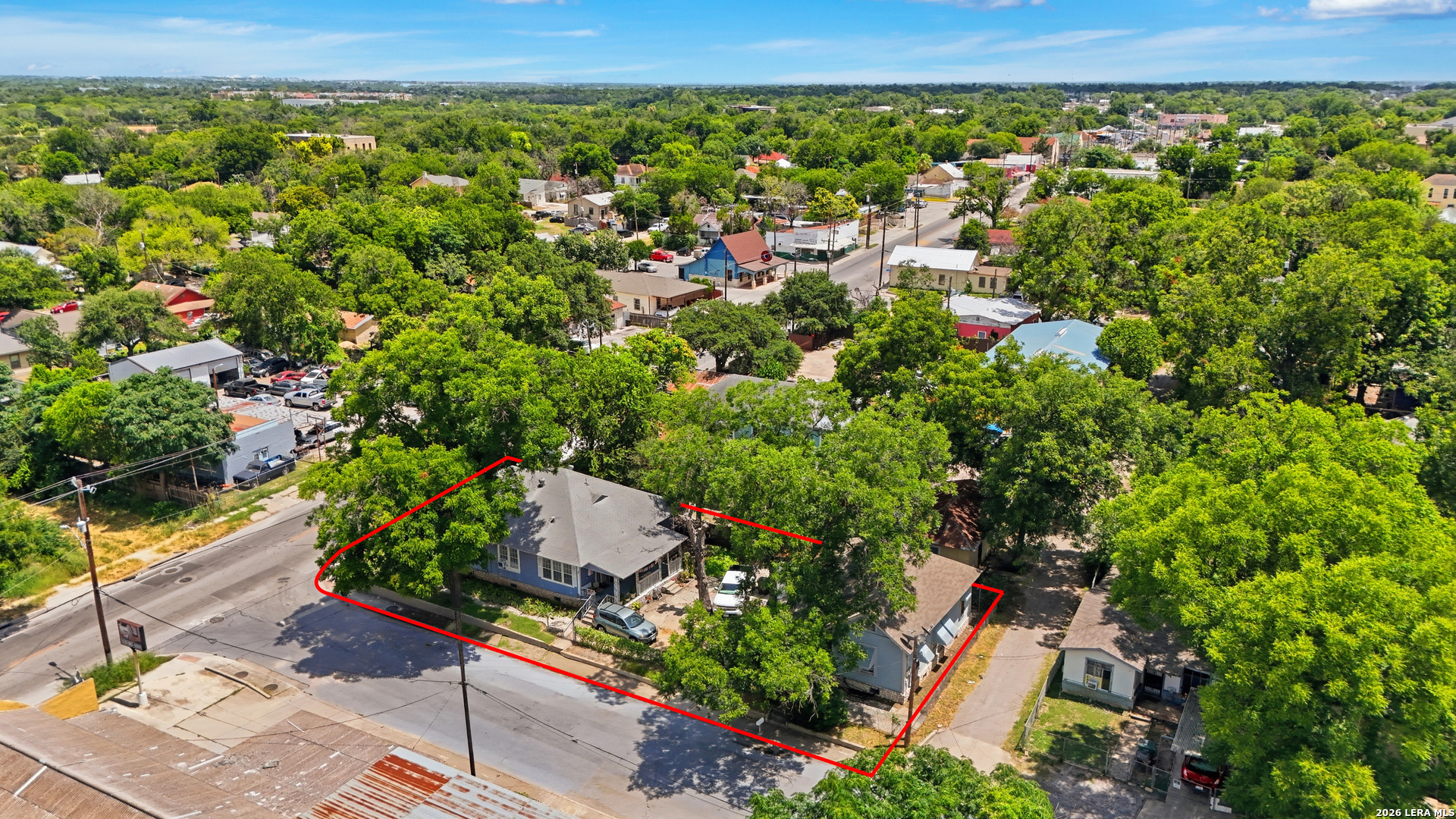 main property photo 28