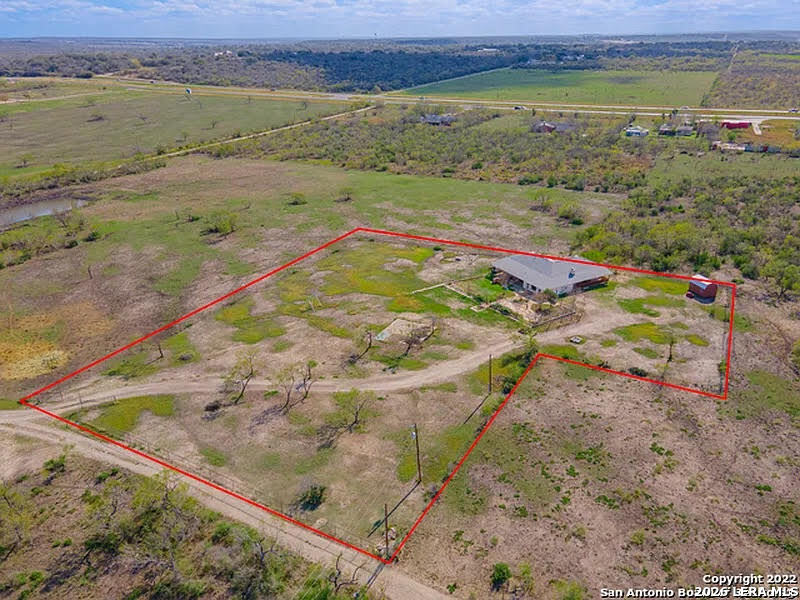 main property photo 27