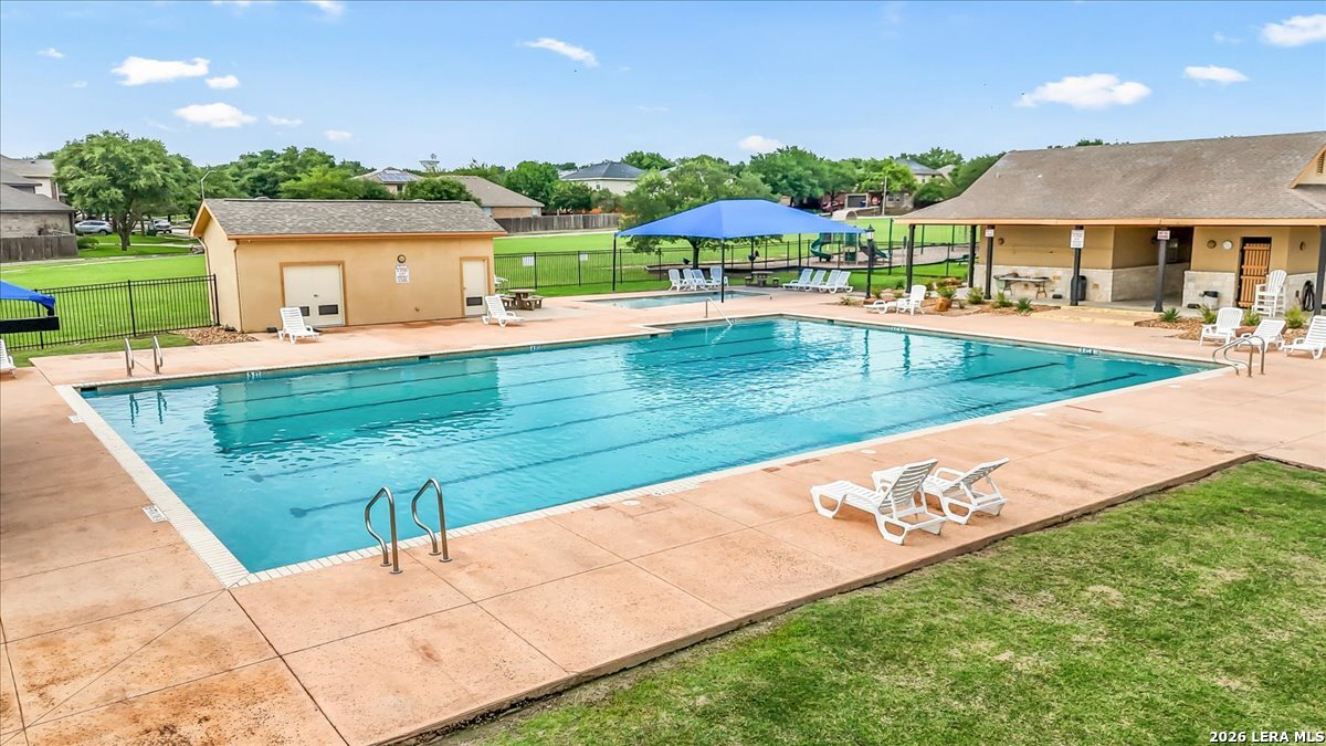 main property photo 50