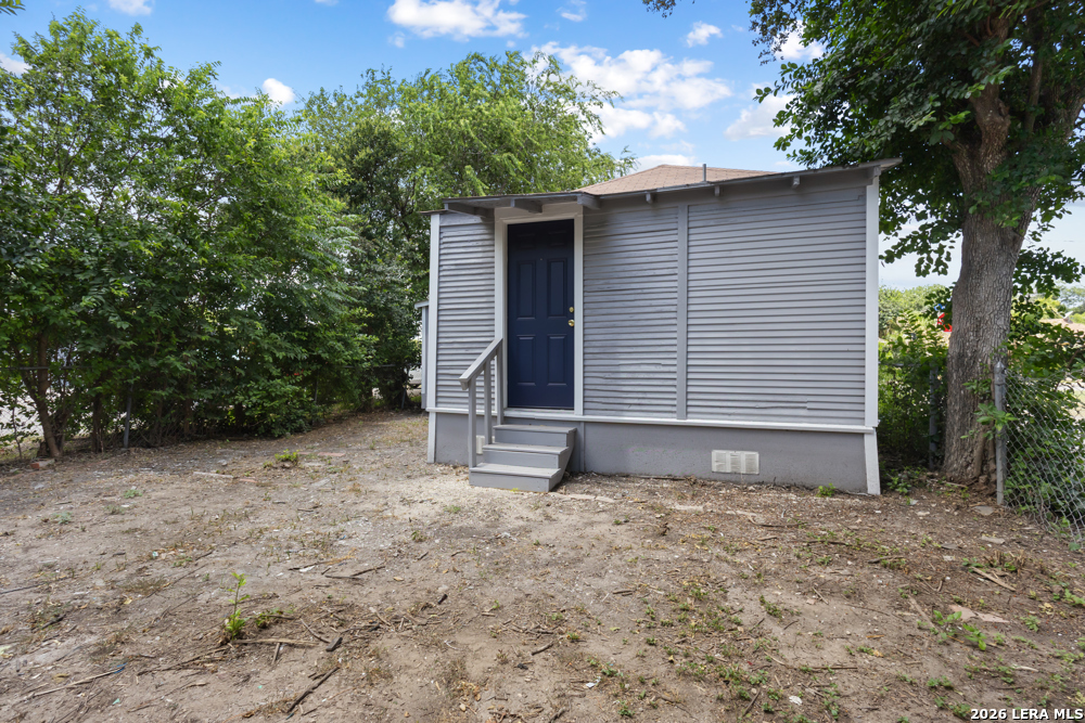 main property photo 15