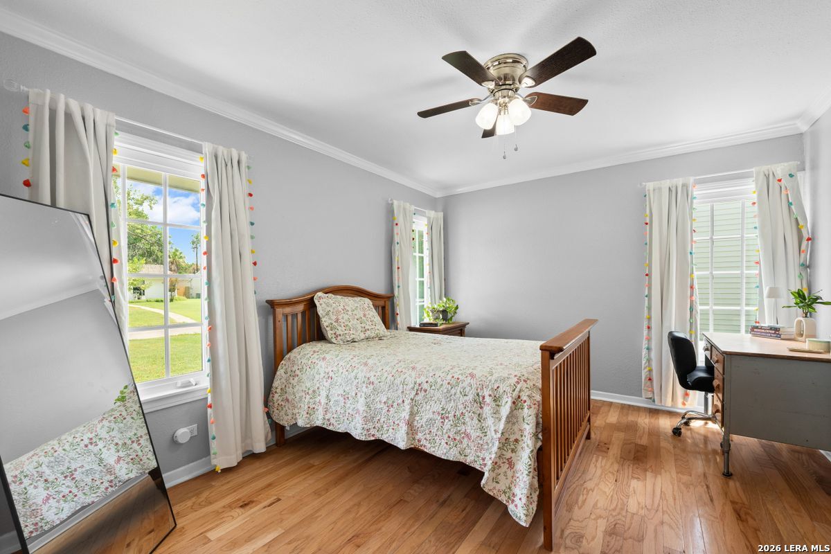 main property photo 12