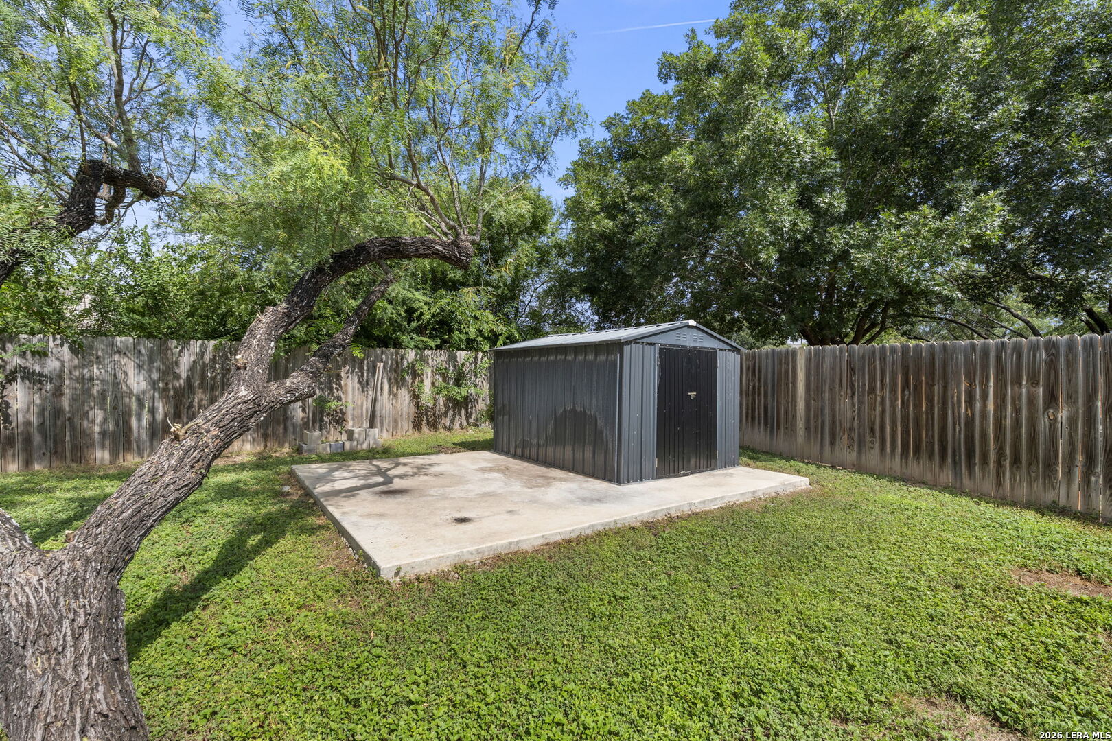main property photo 41