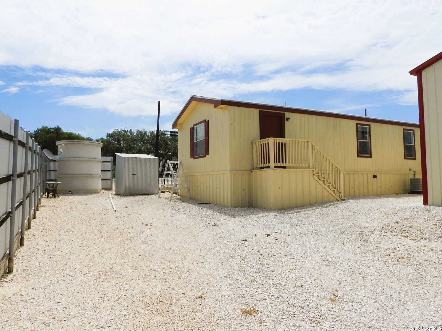 main property photo 63