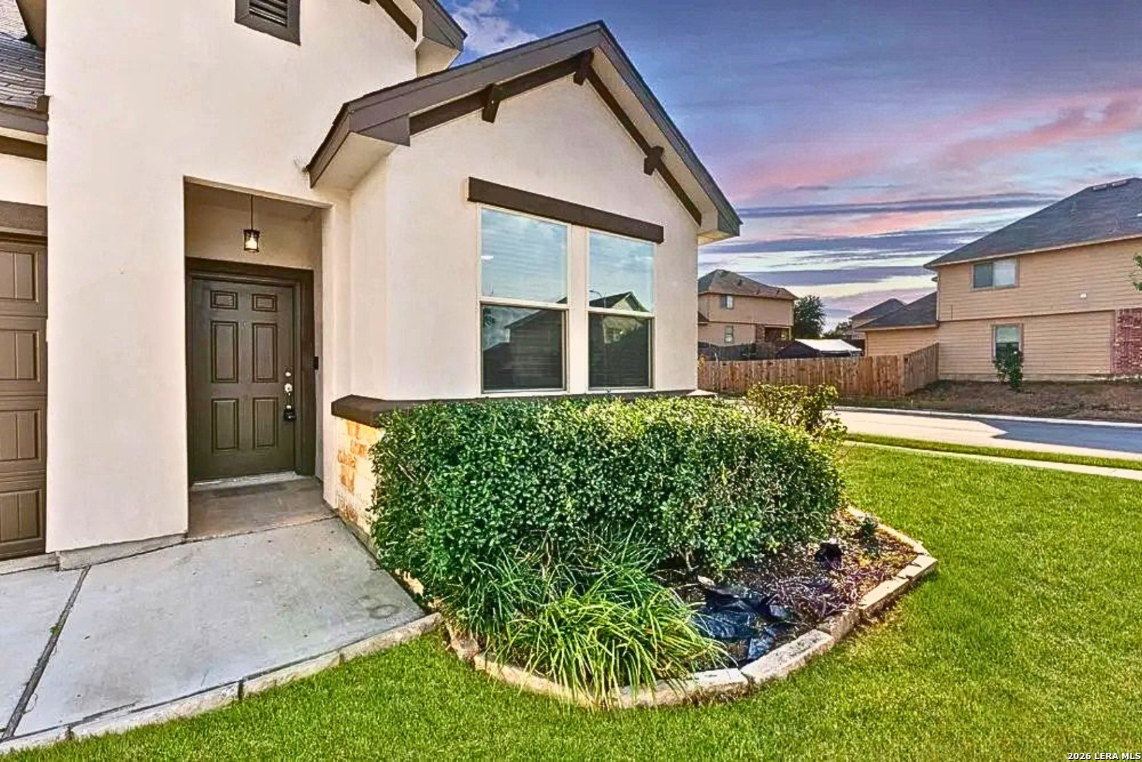 main property photo 2