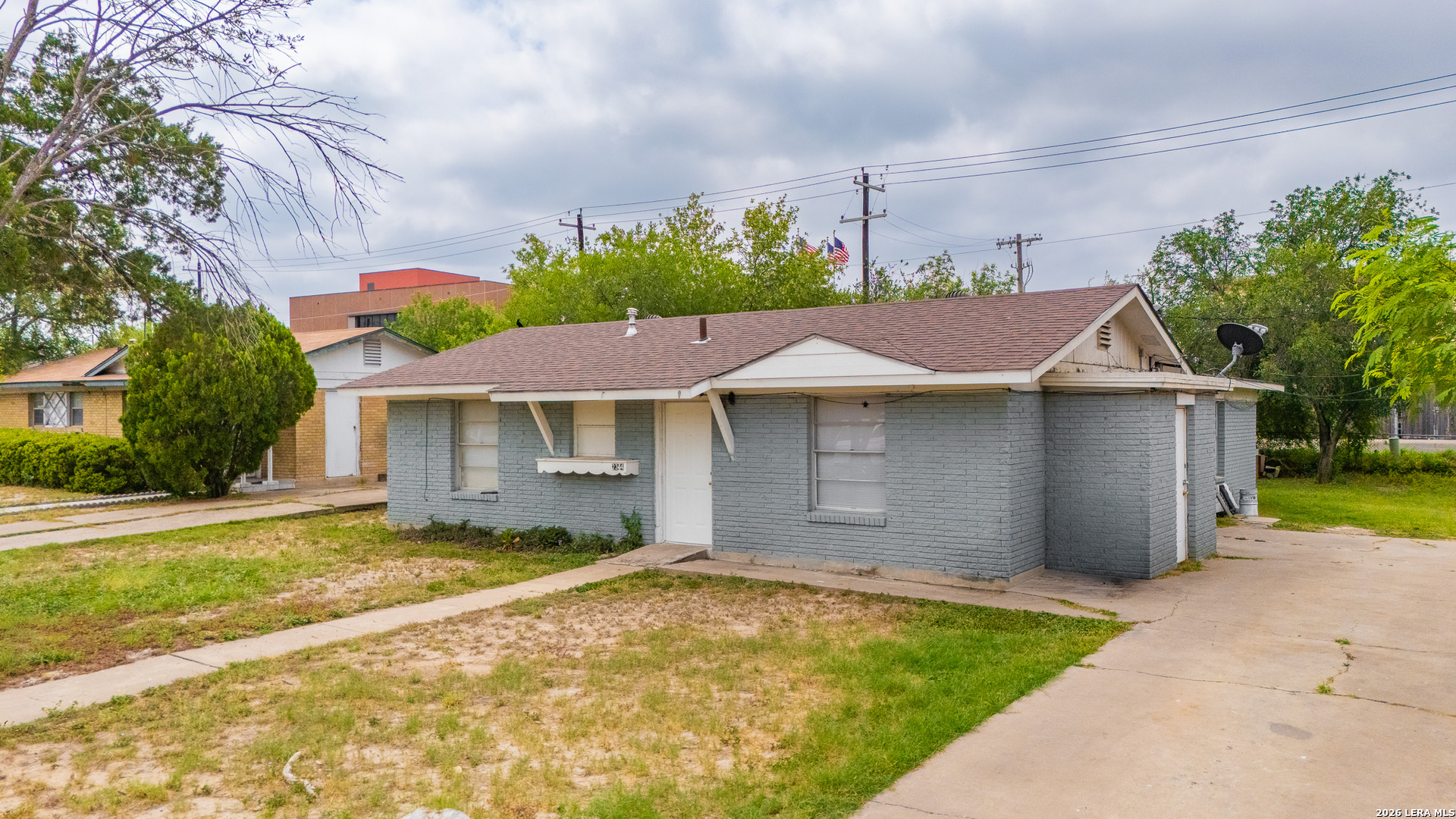 main property photo 2