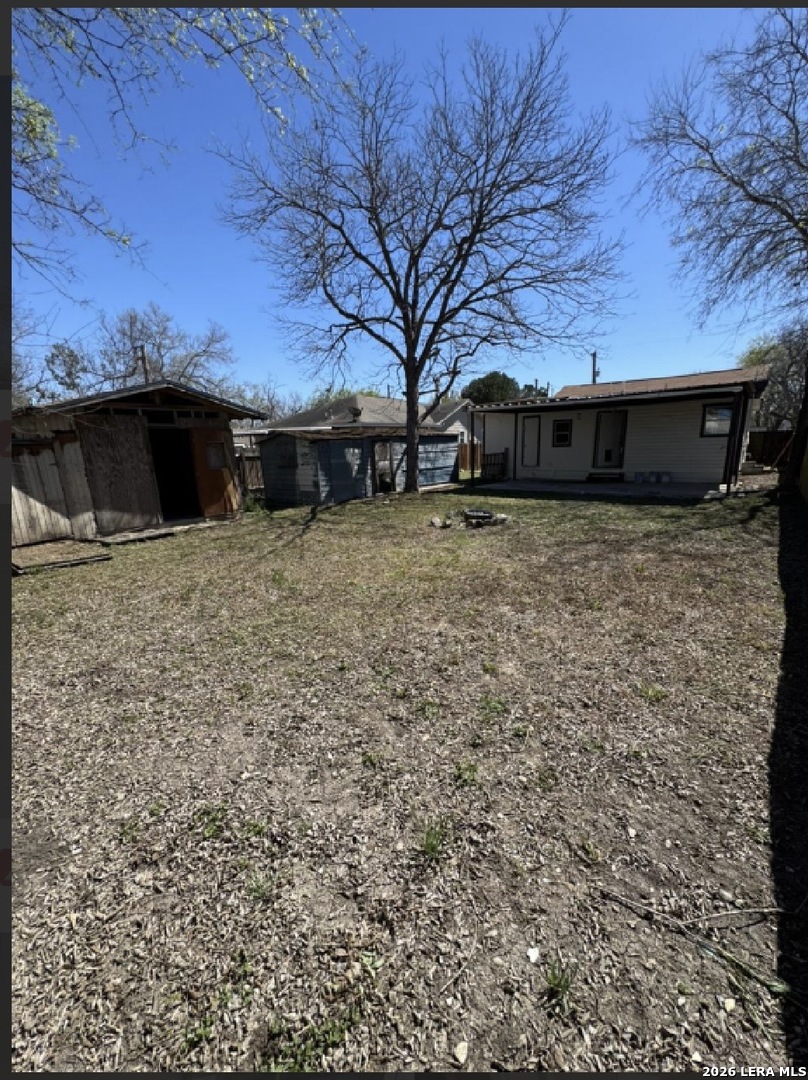main property photo 11