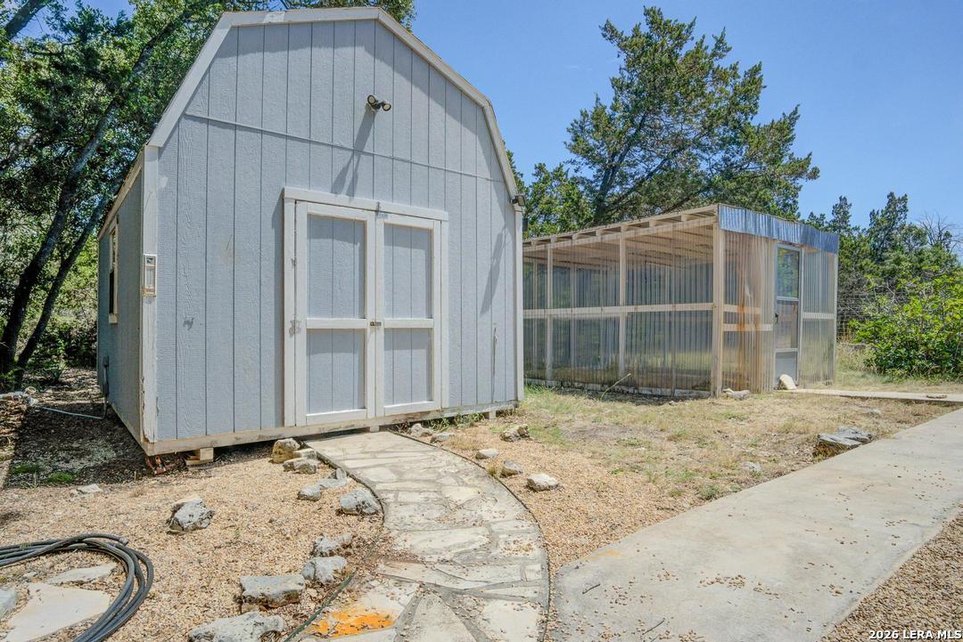 main property photo 23