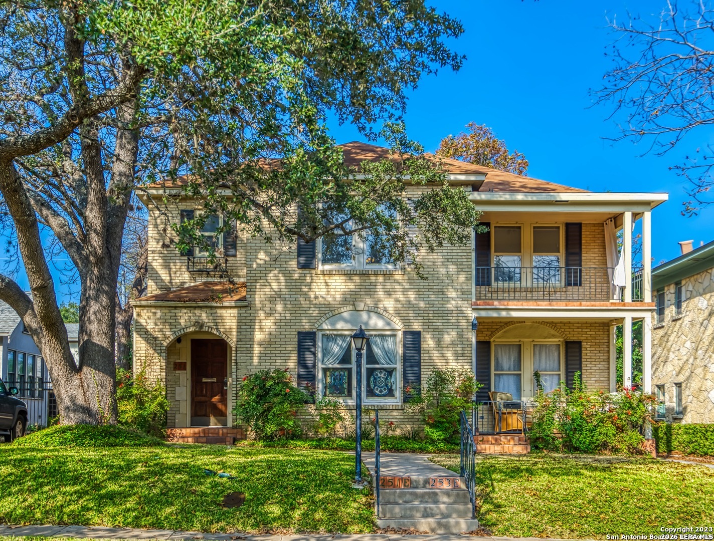main property photo 1