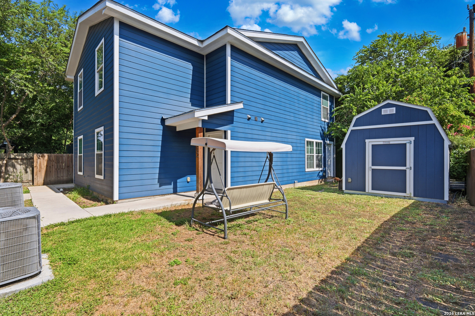 main property photo 23