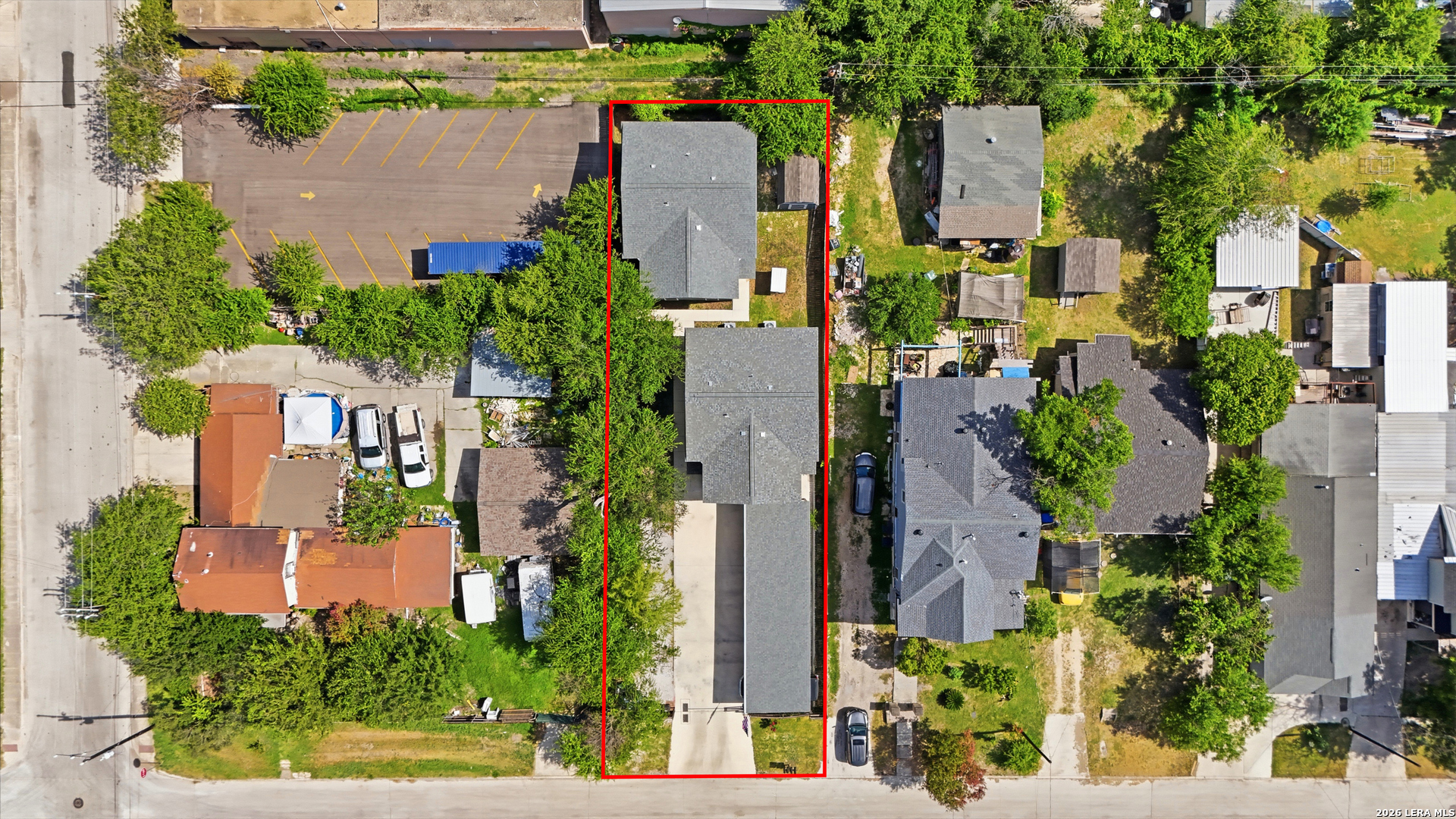 main property photo 28