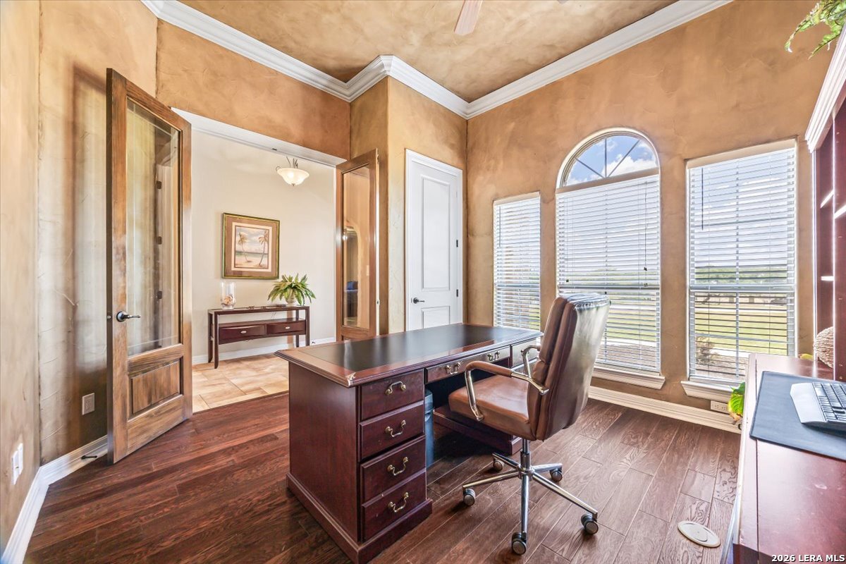 main property photo 12