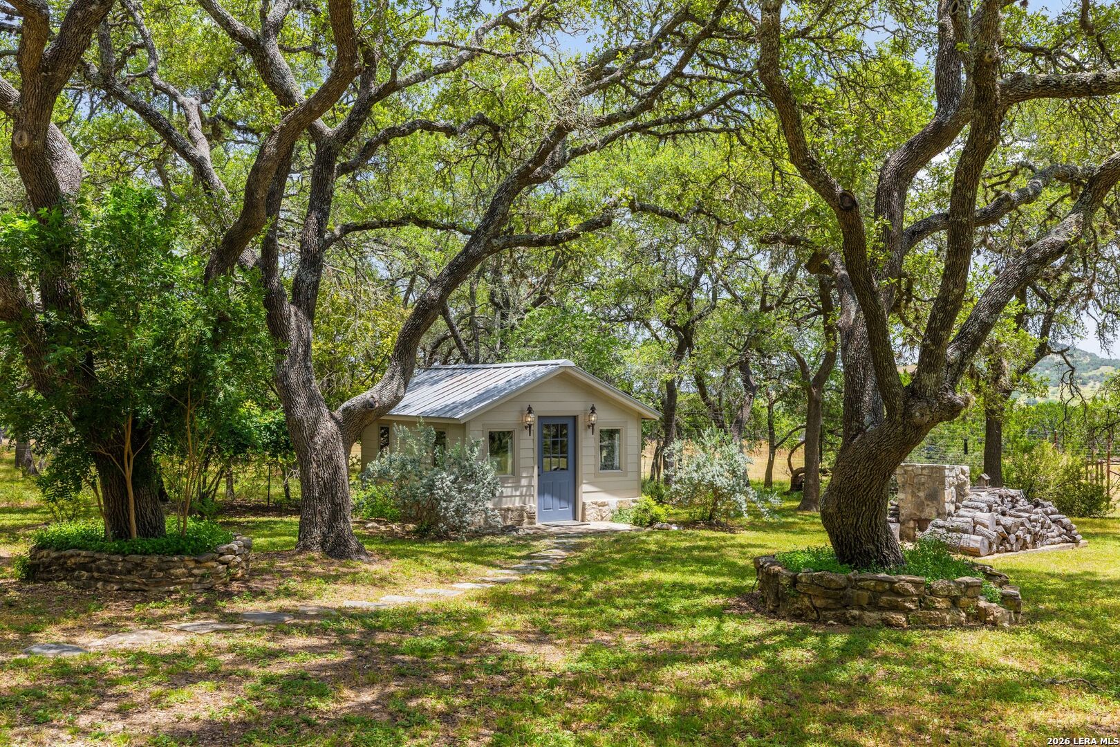 main property photo 59