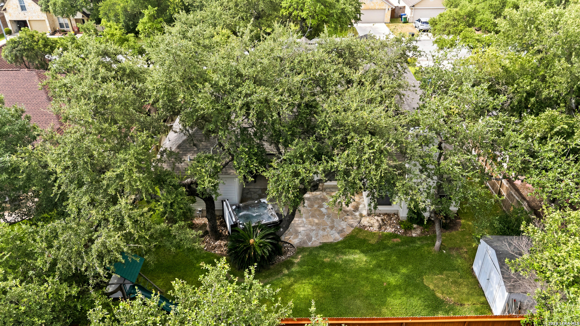 main property photo 36